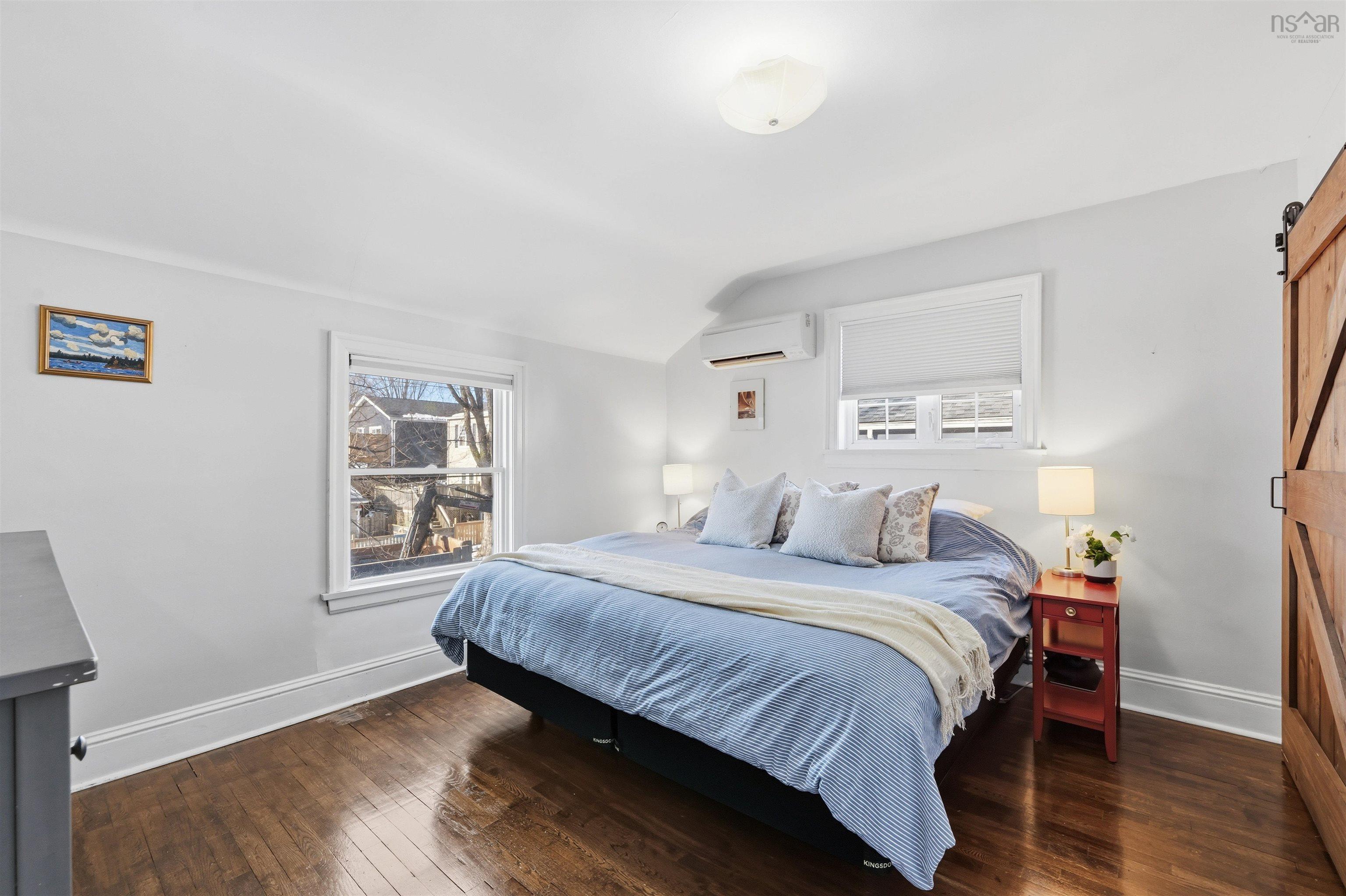 Thumbnail image for 6522 Summit Street MLS<sup>®</sup> 202603765