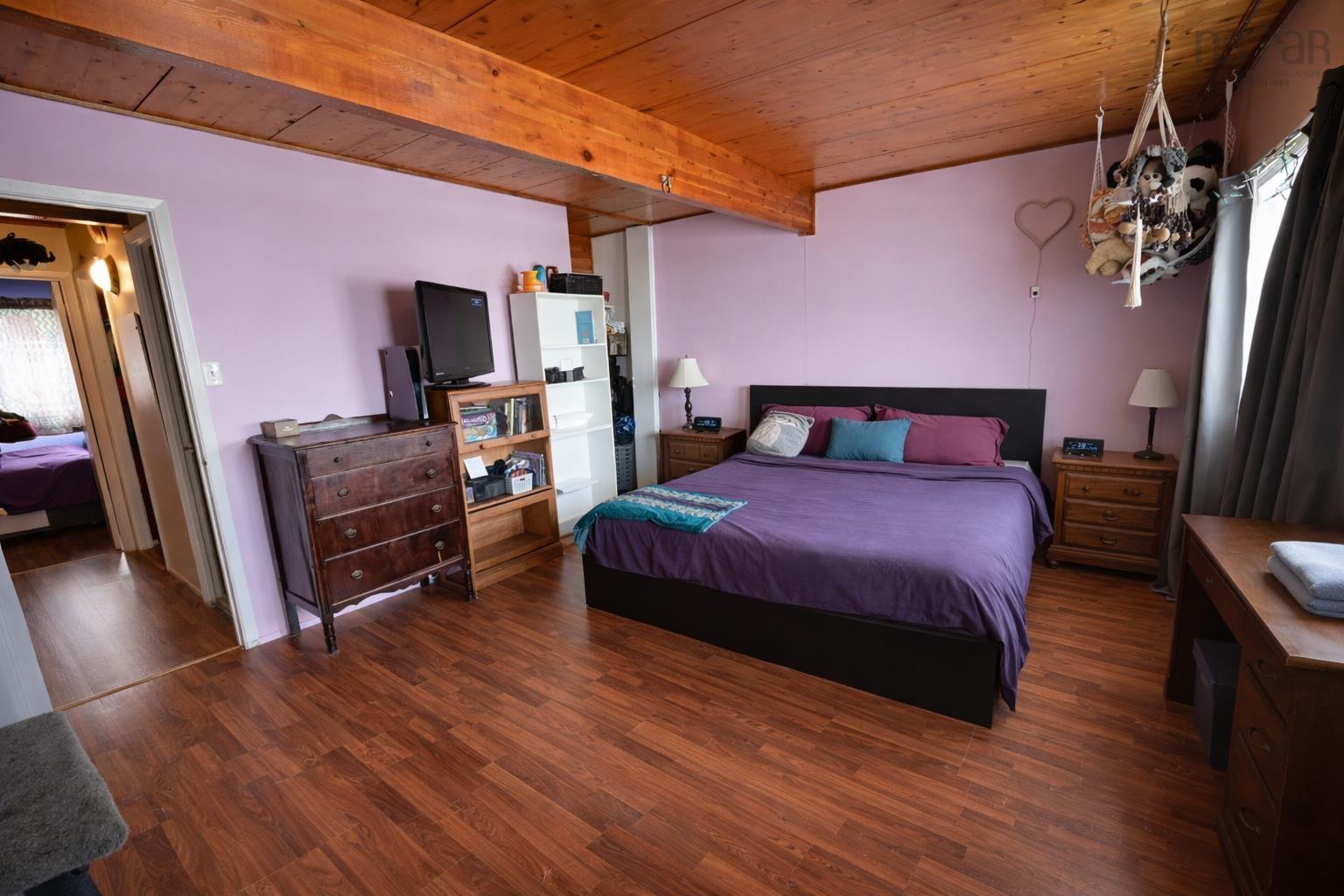 Thumbnail image for 68 Ridgevalley Road MLS<sup>®</sup> 202603793