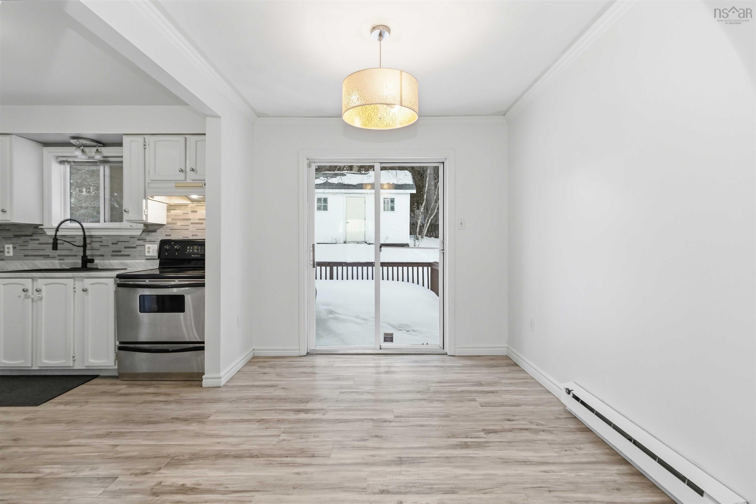 Thumbnail image for 152 MILLWOOD Drive MLS<sup>®</sup> 202603858