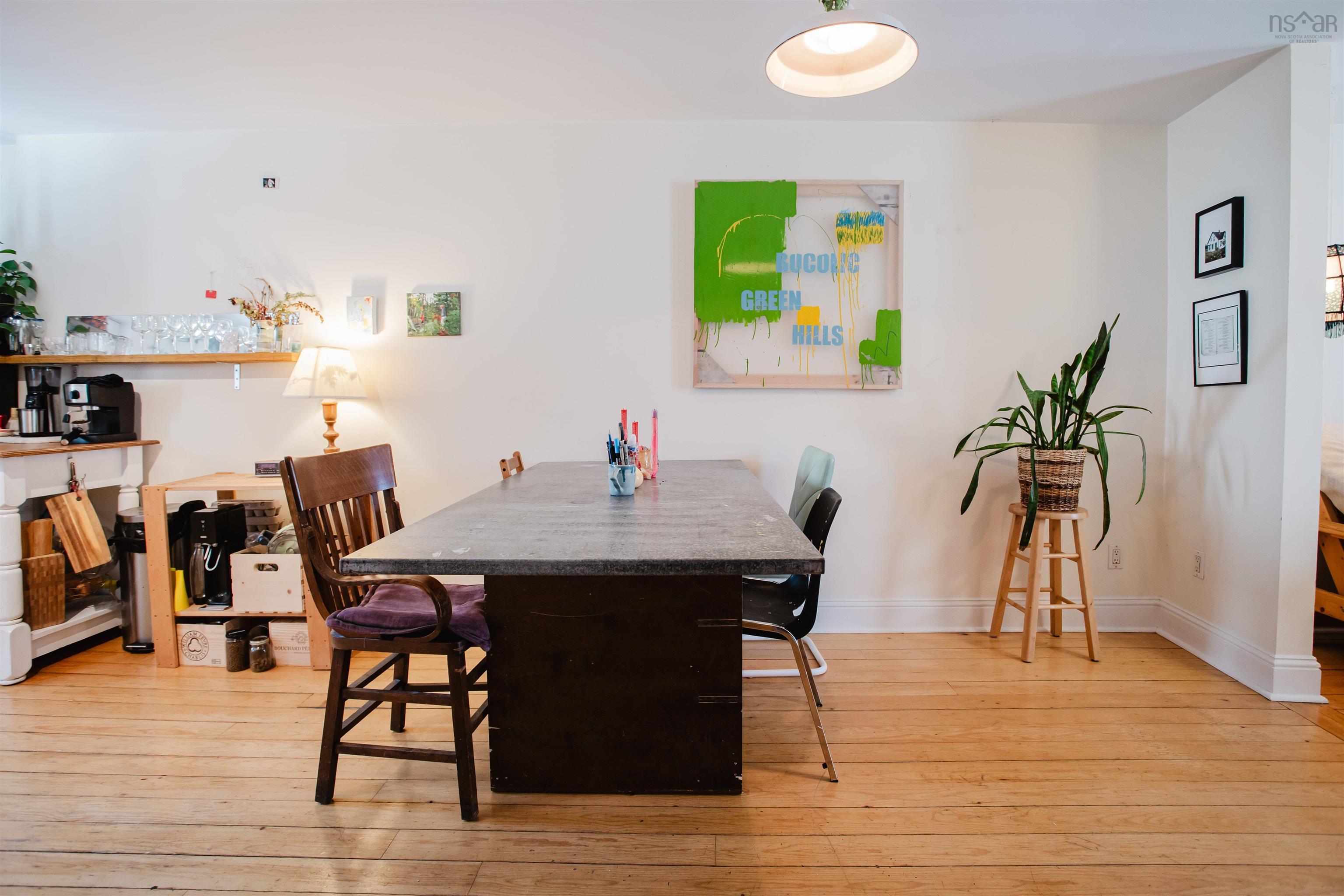 Thumbnail image for 5654 Nora Bernard Street MLS<sup>®</sup> 202604069