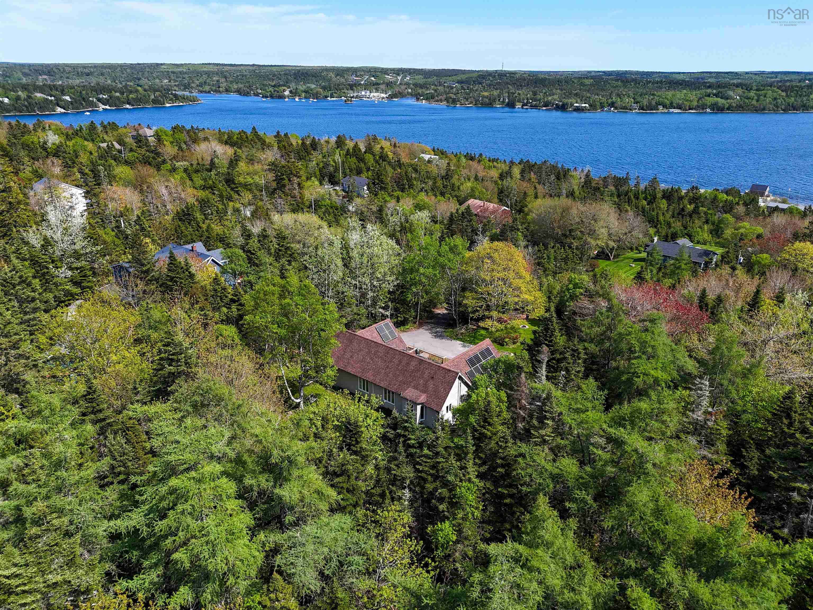 Thumbnail image for 252 Hillside Drive MLS<sup>®</sup> 202604115