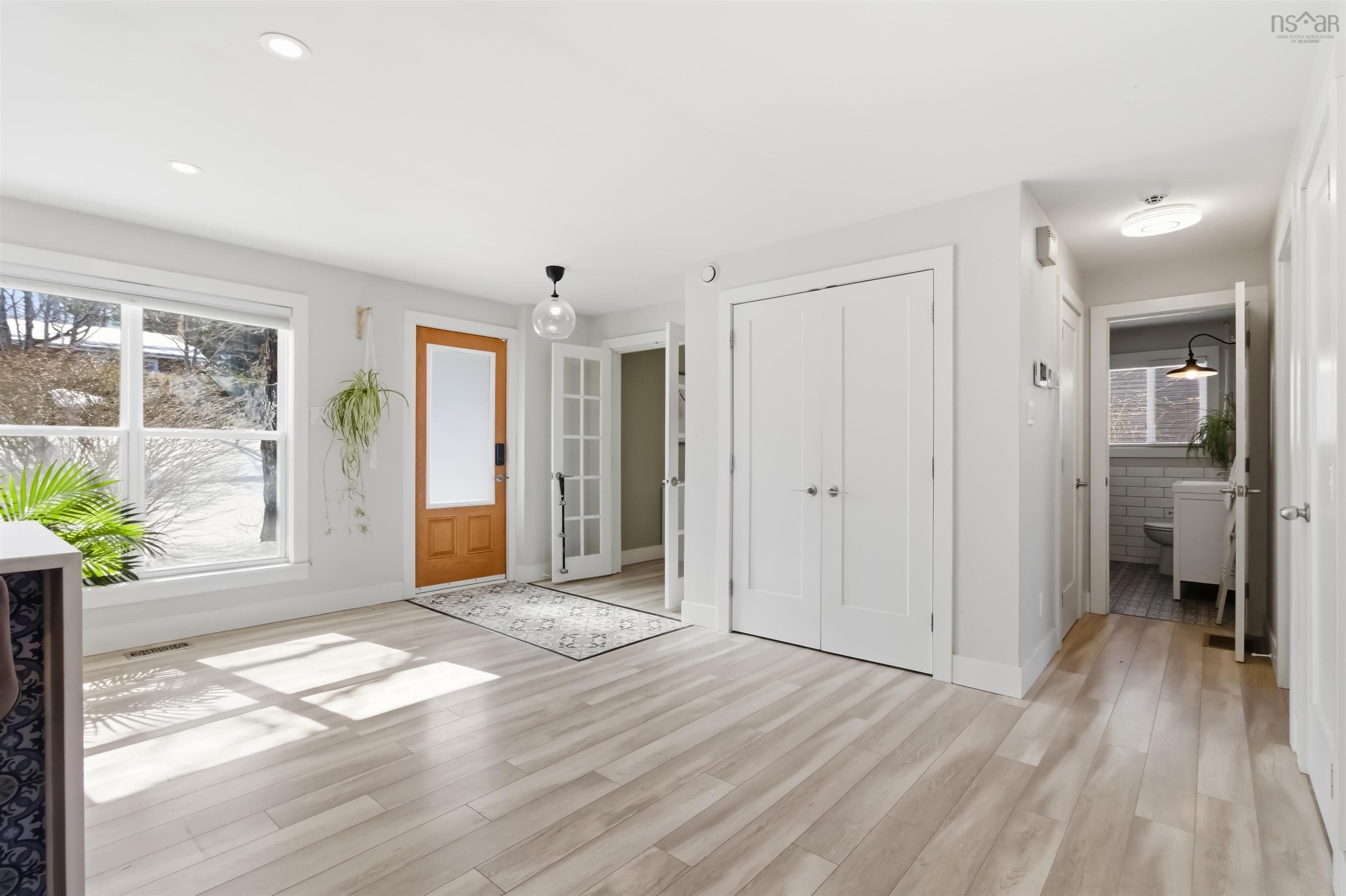 Thumbnail image for 51 Hazelholme Drive MLS<sup>®</sup> 202604149