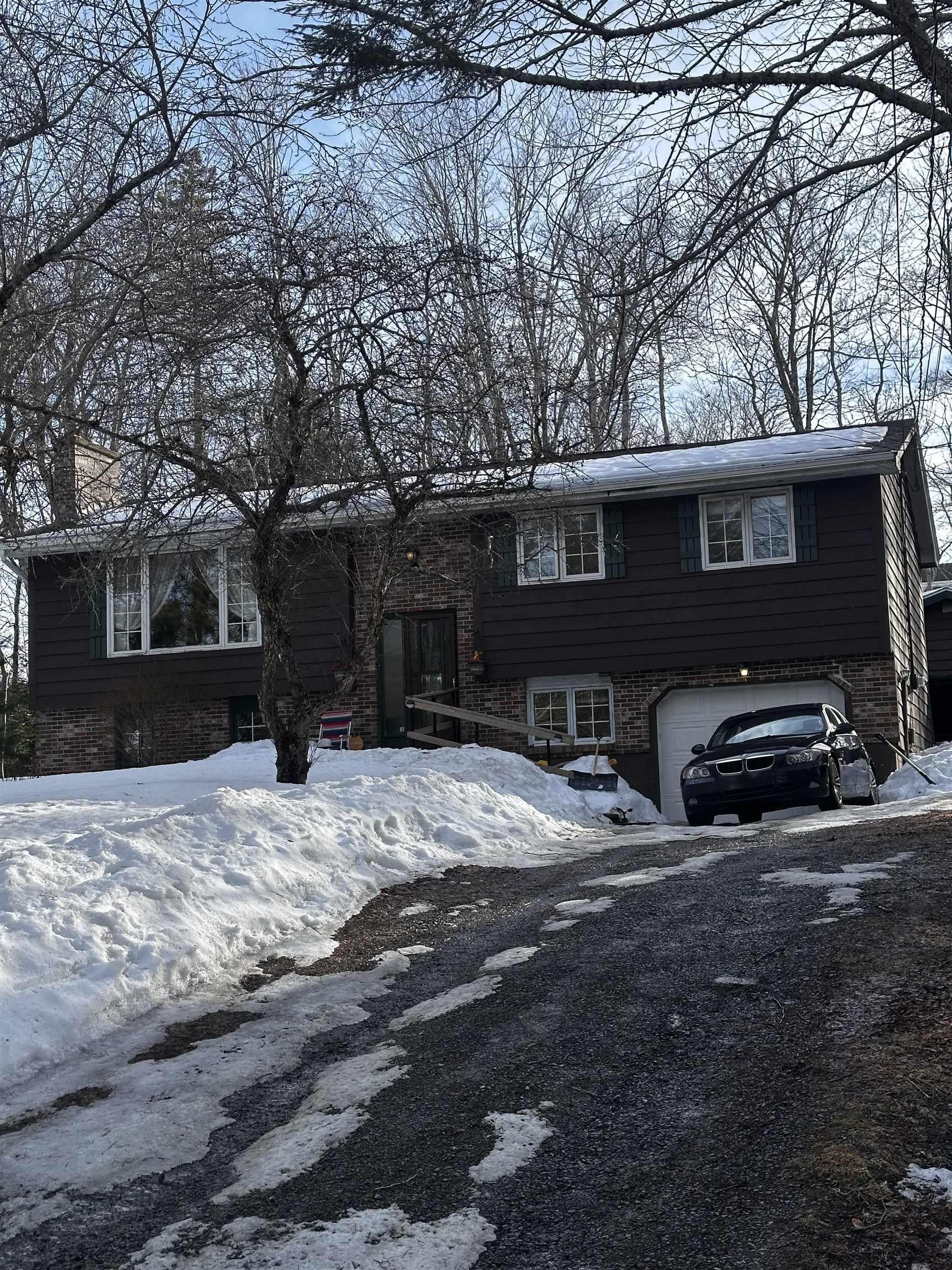 Thumbnail image for 18 Sherri Lane MLS<sup>®</sup> 202604193