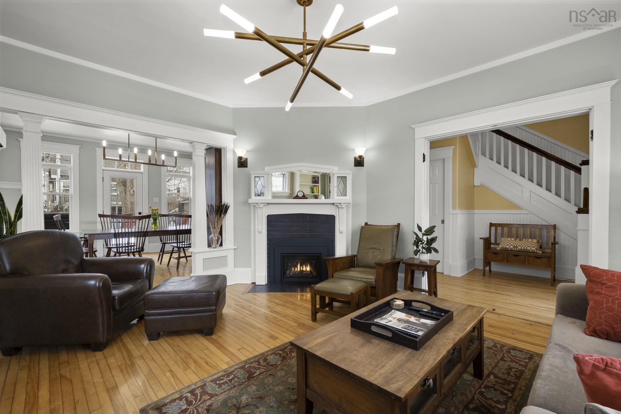 Thumbnail image for 6347 Cornwall Street MLS<sup>®</sup> 202604202