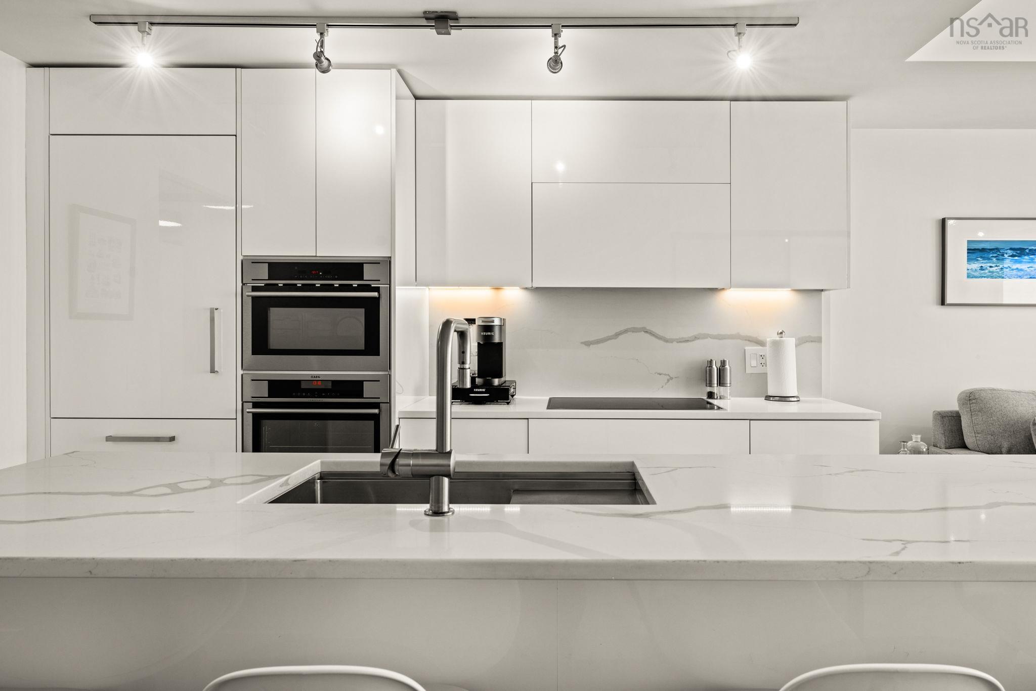 Thumbnail image for 908 1650 Granville St MLS<sup>®</sup> 202604207