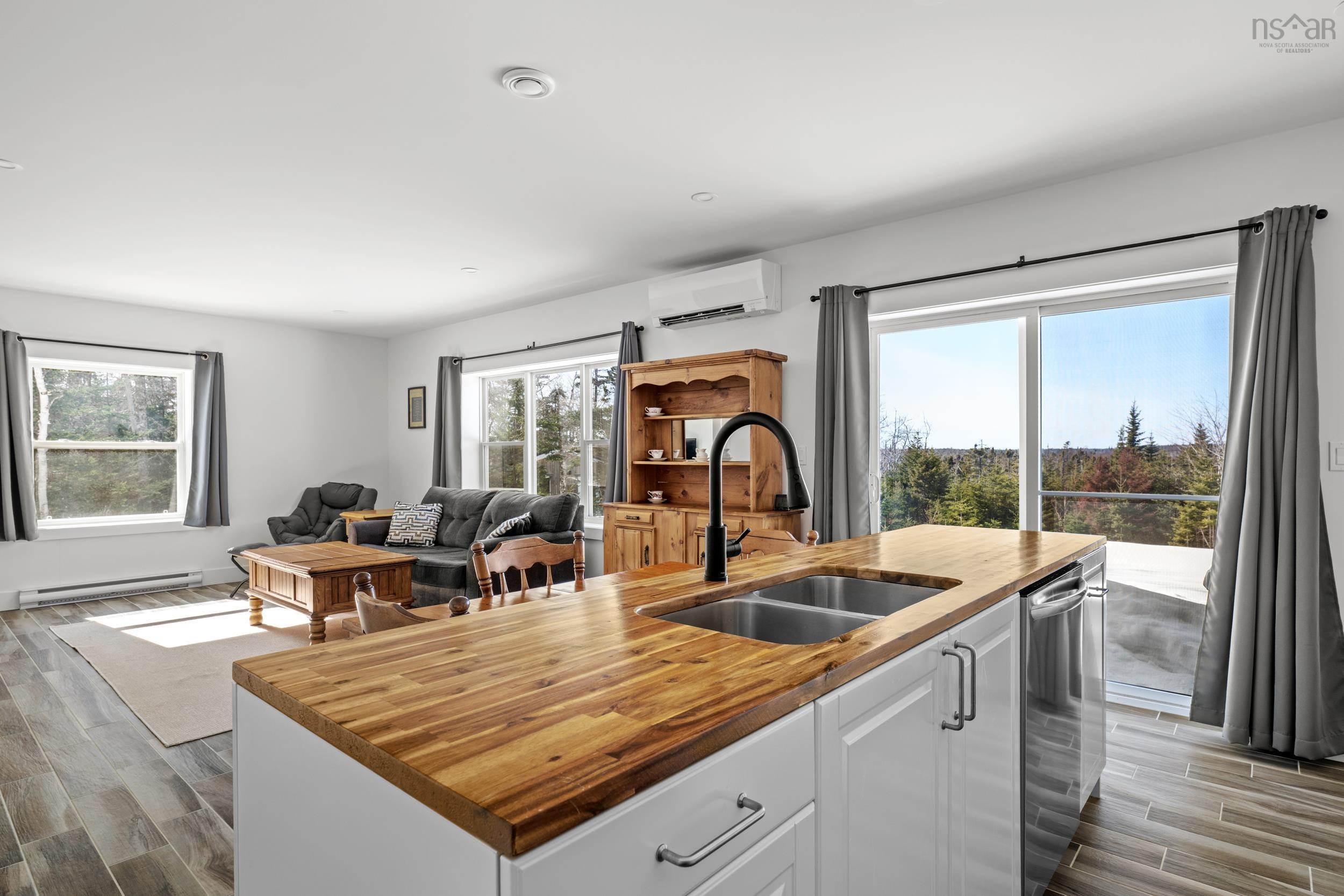 Thumbnail image for 2455 2457 Old Sambro Road MLS<sup>®</sup> 202604252