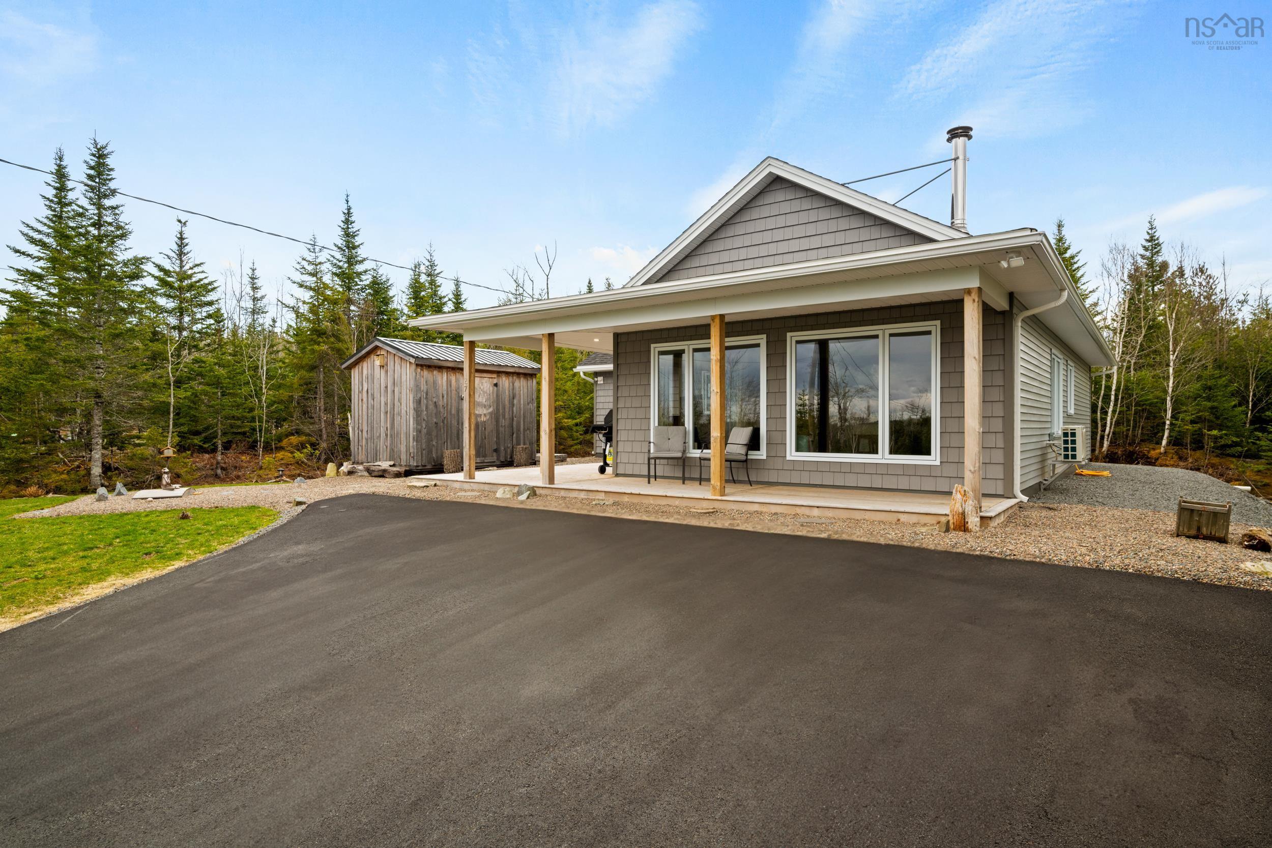 Thumbnail image for 79 147 Heritage Way MLS<sup>®</sup> 202604271