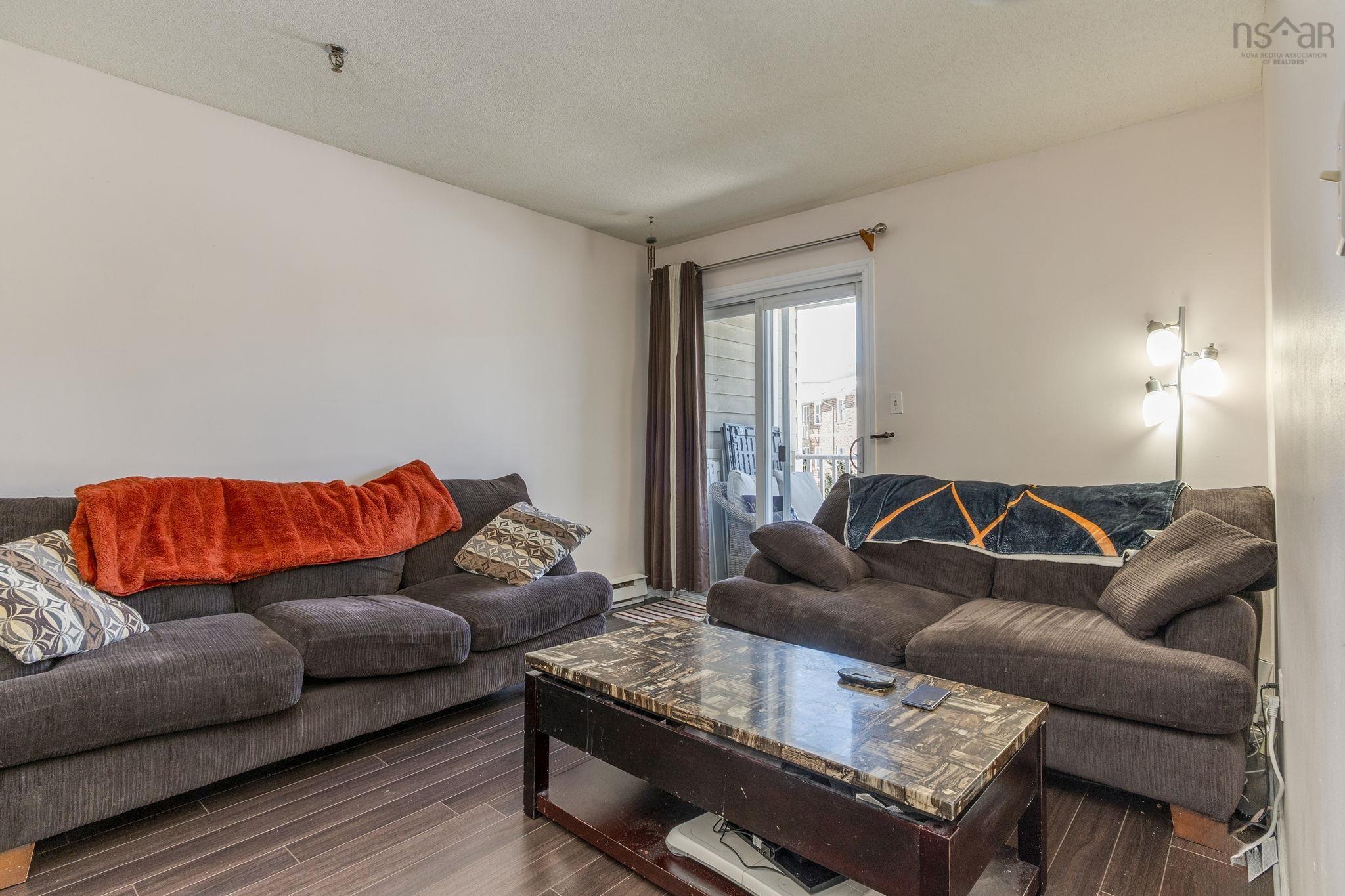 Thumbnail image for 308 15 Langbrae Drive MLS<sup>®</sup> 202604275