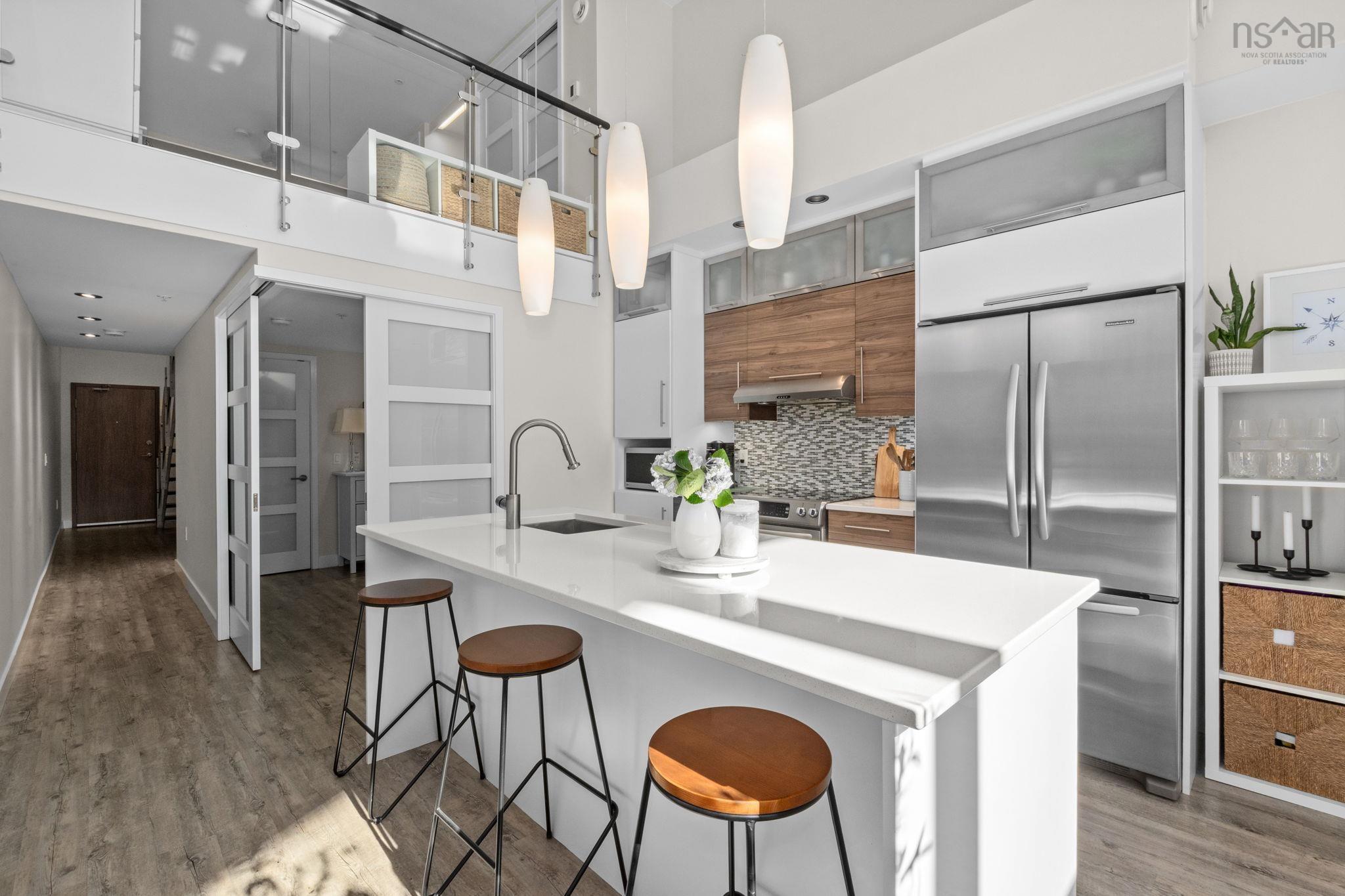 Thumbnail image for 216 5662 Roberts Street MLS<sup>®</sup> 202604290