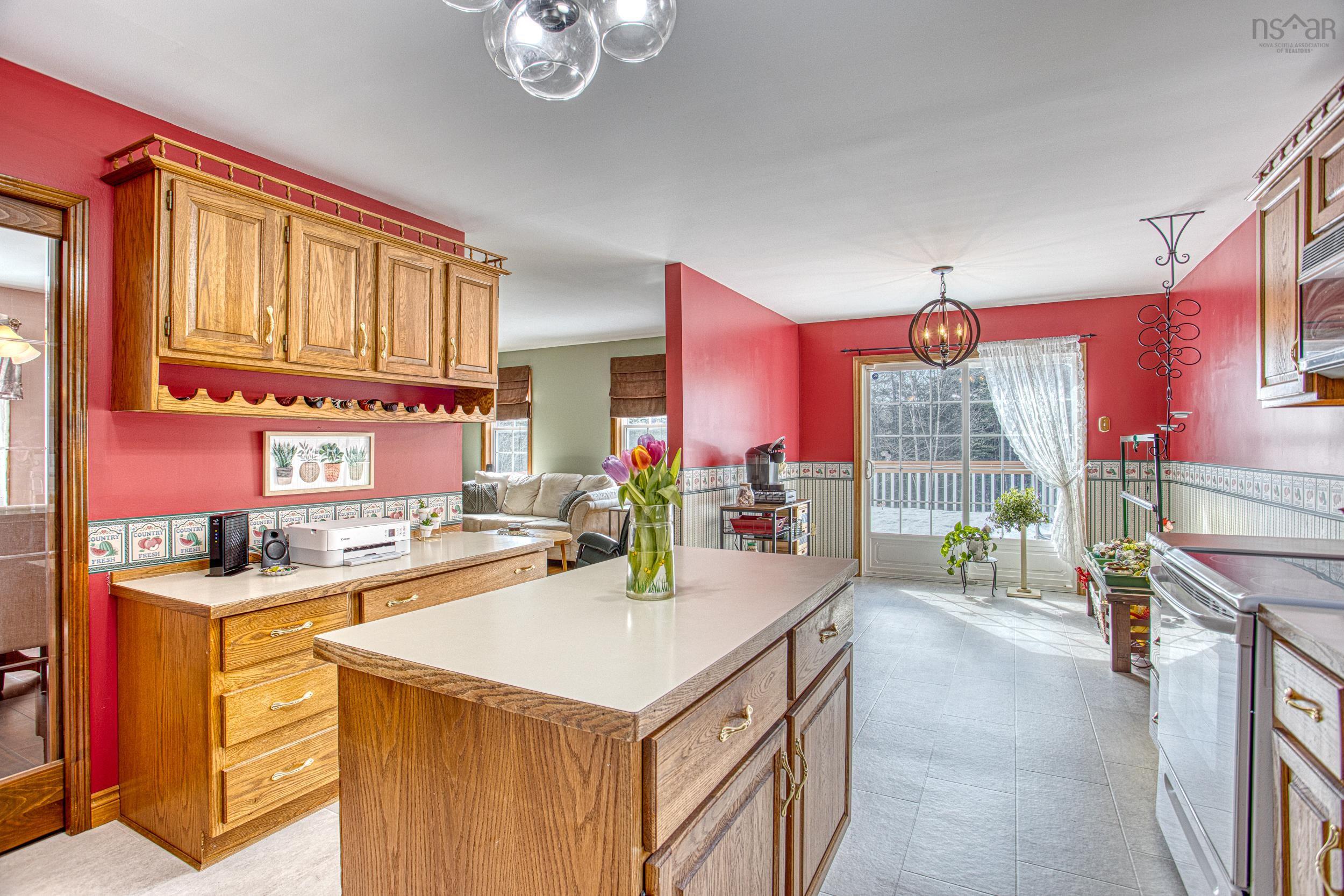 Thumbnail image for 122 Northcliffe Drive MLS<sup>®</sup> 202604298