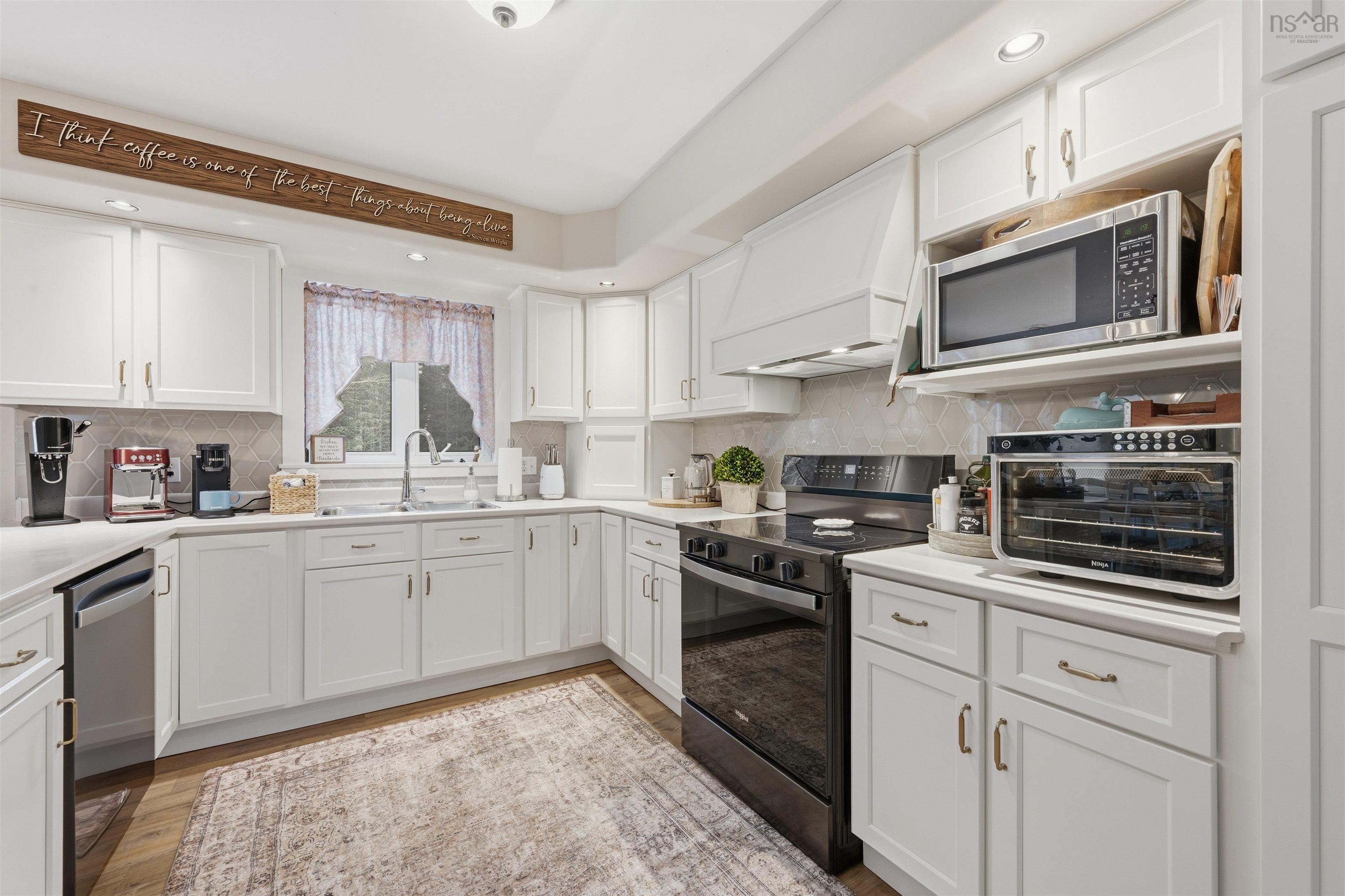 Thumbnail image for 241 Monarch Drive MLS<sup>®</sup> 202604301