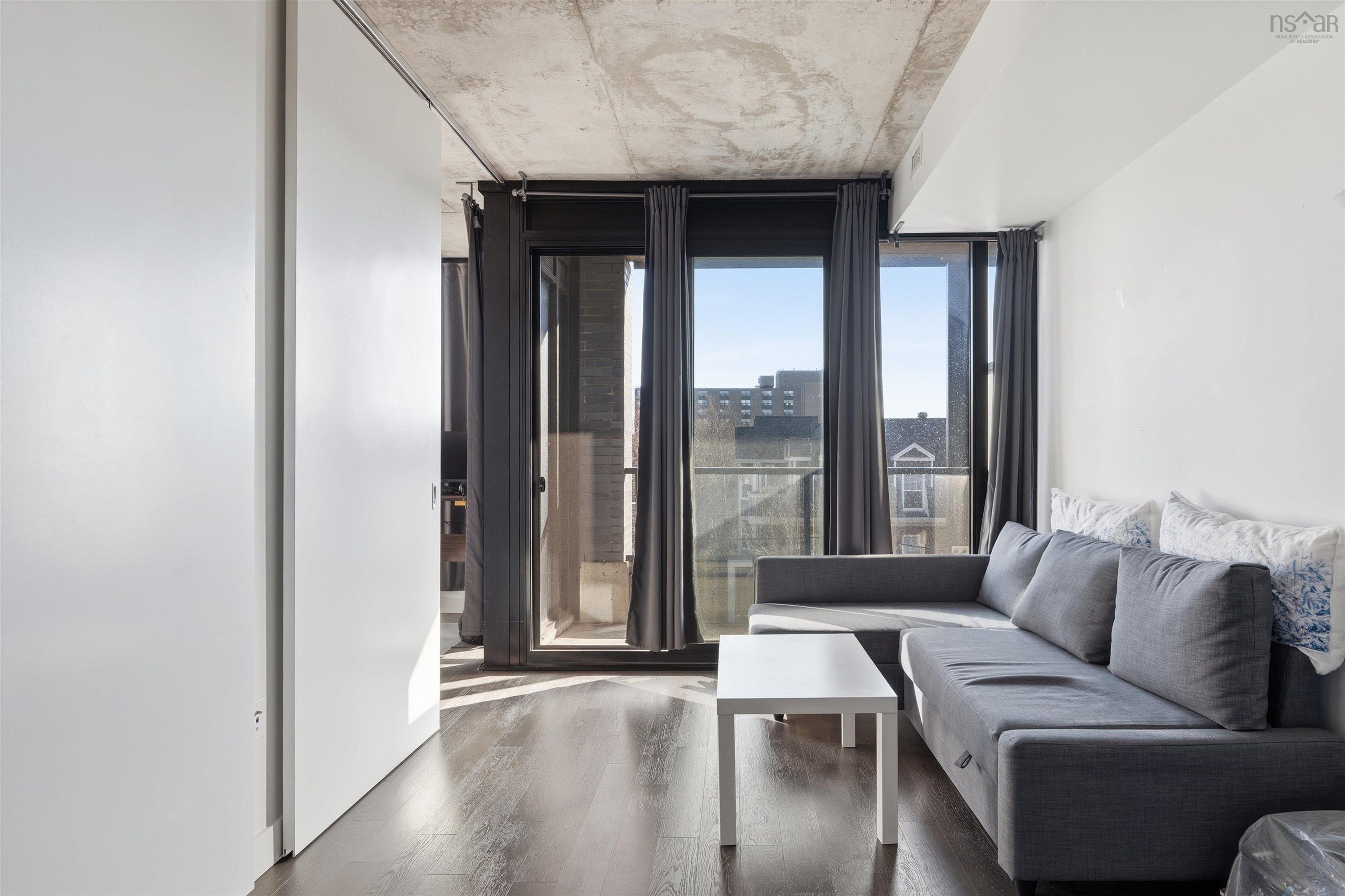 Thumbnail image for 508 1048 Wellington Street MLS<sup>®</sup> 202604349