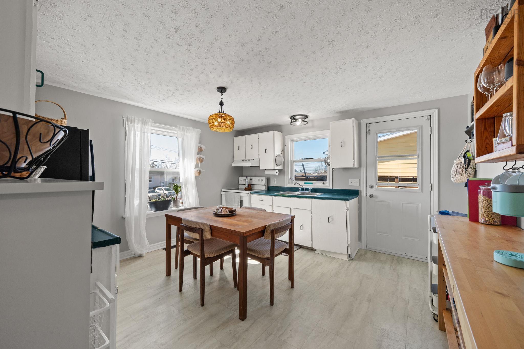 Thumbnail image for 128 Redoubt Way MLS<sup>®</sup> 202604385