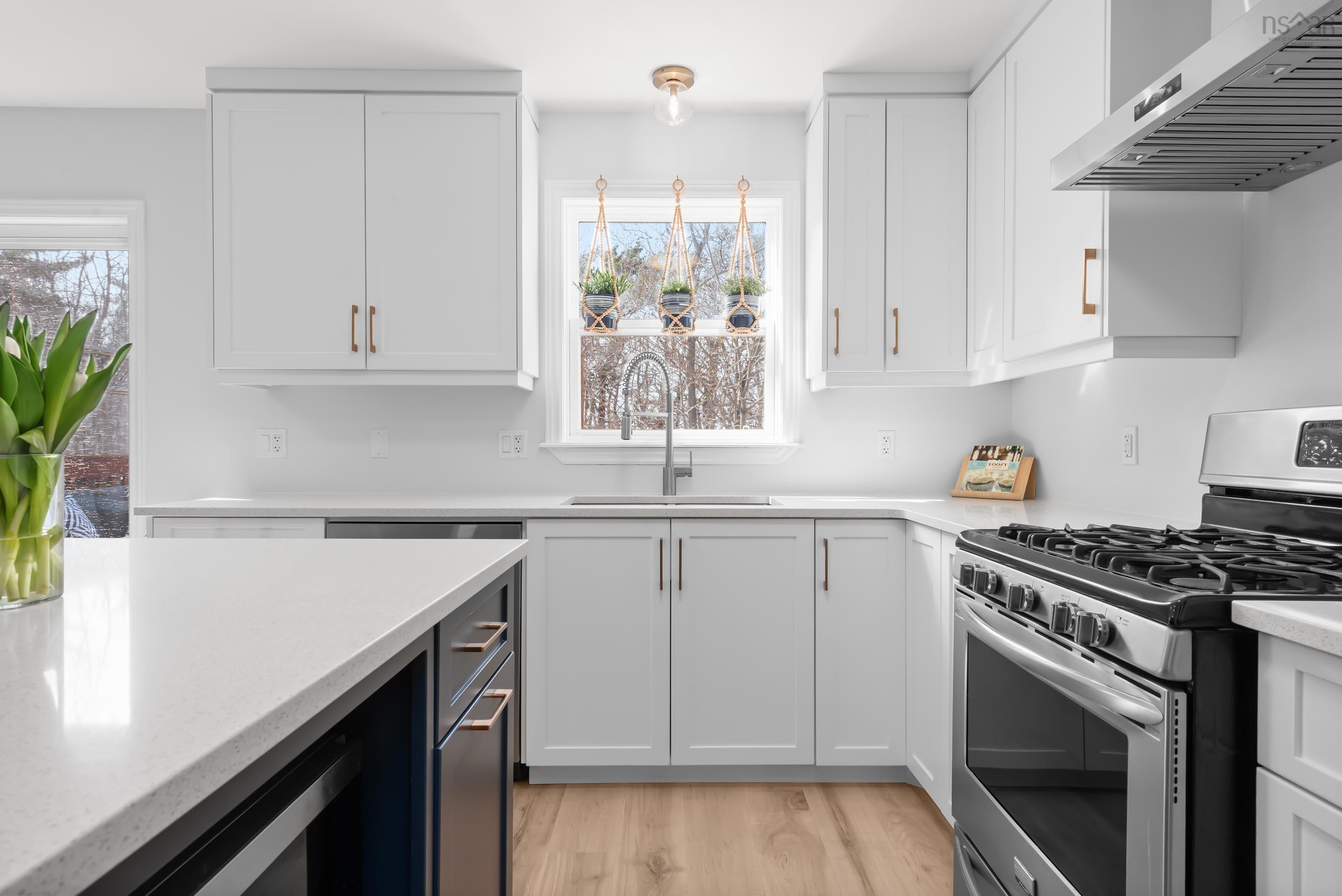 Thumbnail image for 92 Nadia Drive MLS<sup>®</sup> 202604429