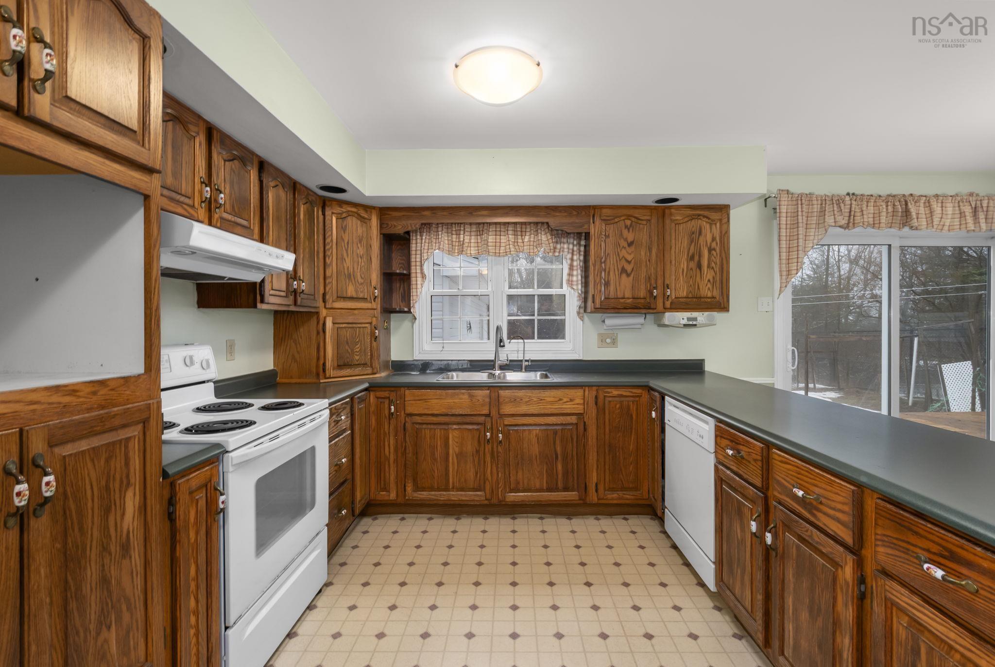 Thumbnail image for 218 Donegal Drive MLS<sup>®</sup> 202604511