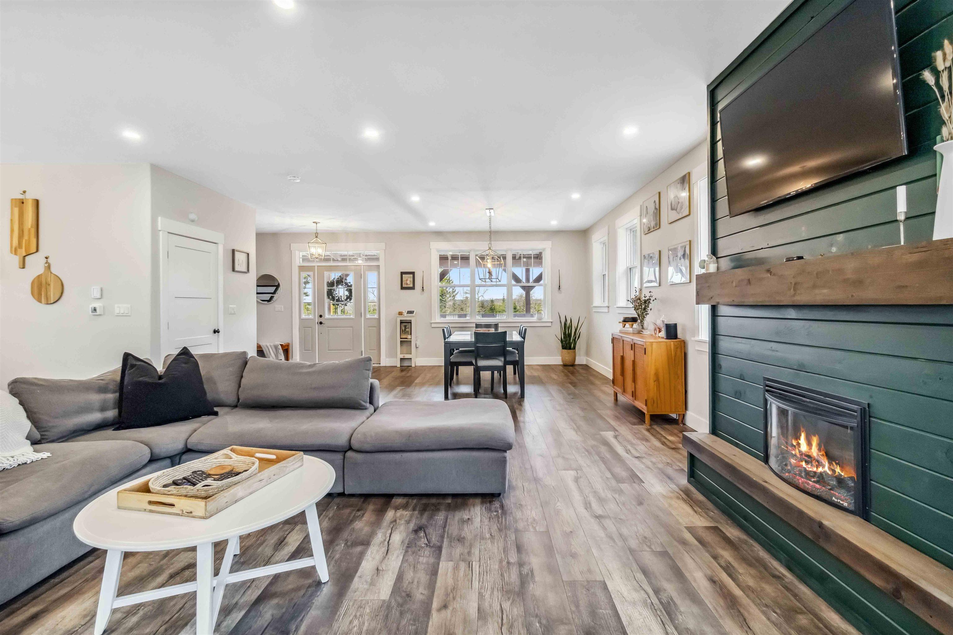 Thumbnail image for 43 Alderberry Lane MLS<sup>®</sup> 202604542