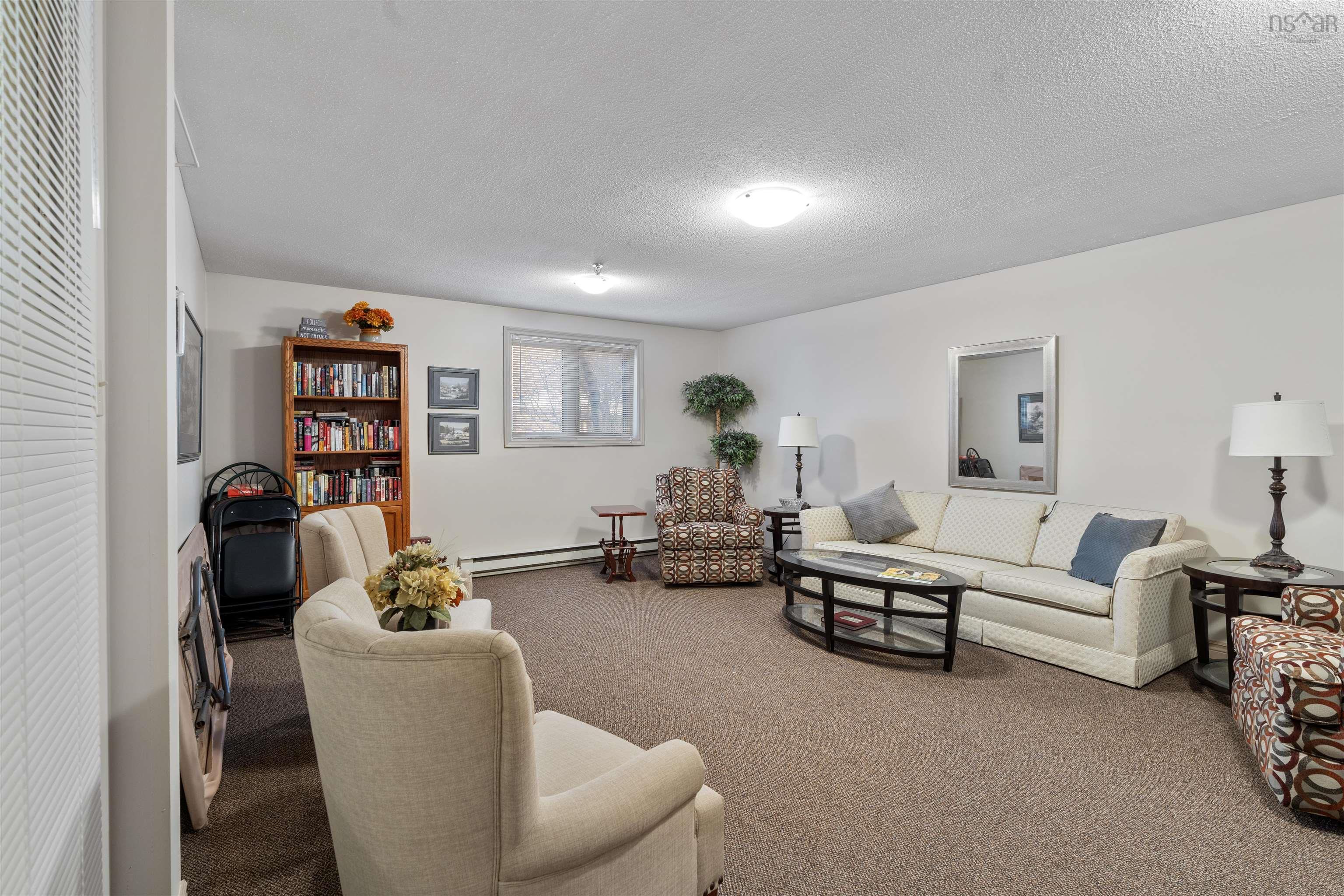 View image 11