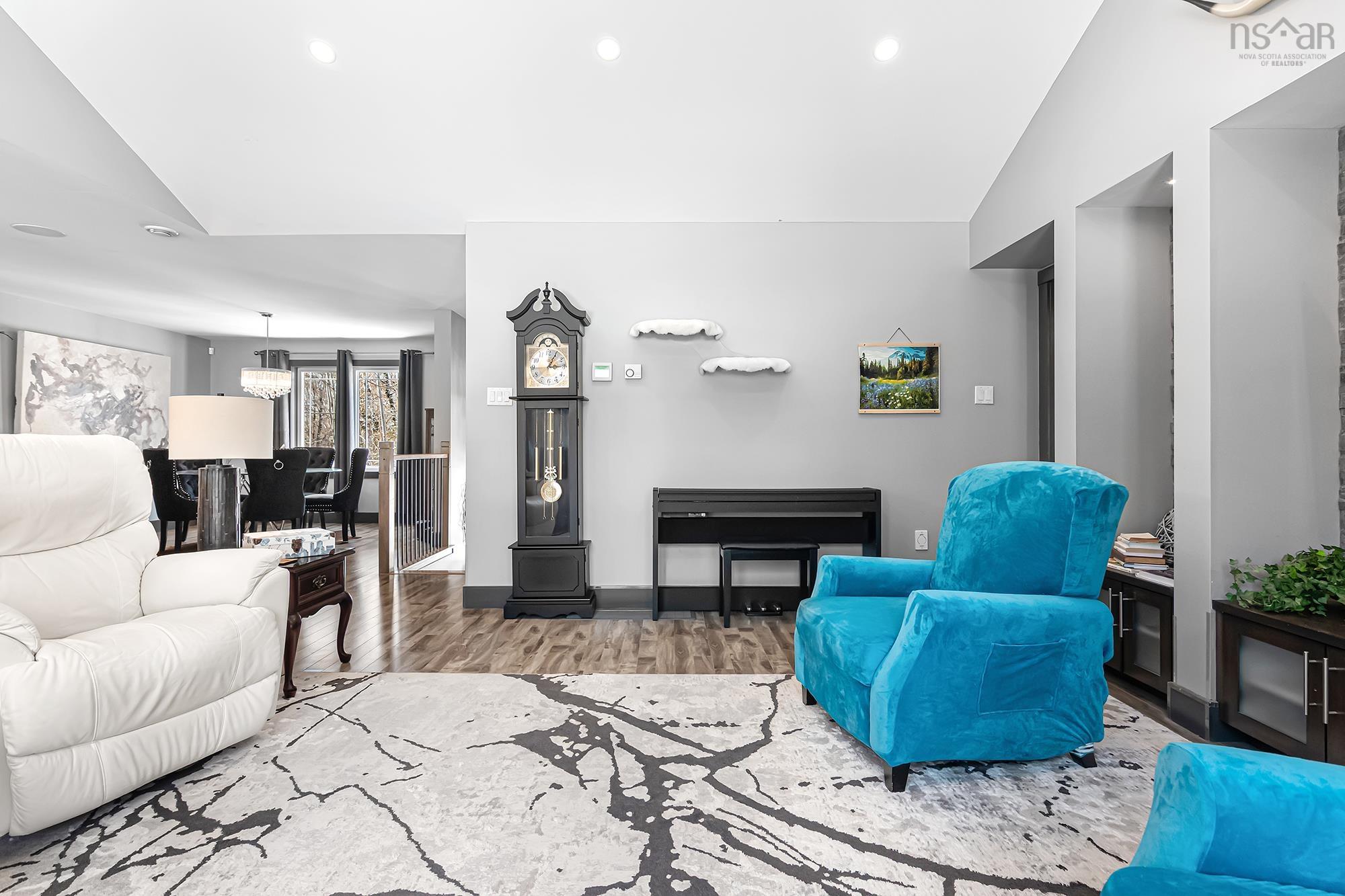 Thumbnail image for 266 Kernwood Drive MLS<sup>®</sup> 202604615