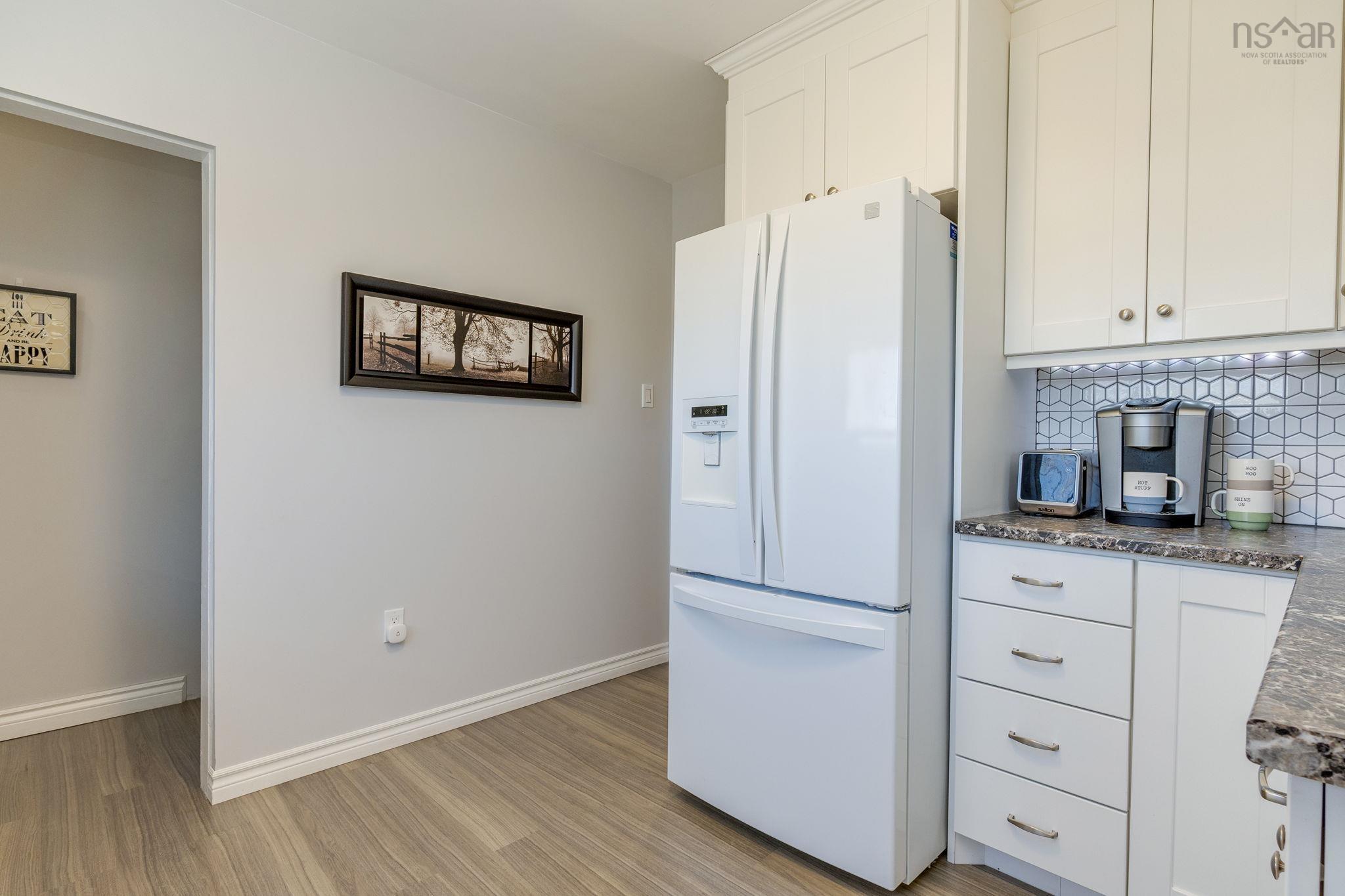 Thumbnail image for 56 Ellenvale Avenue MLS<sup>®</sup> 202604998