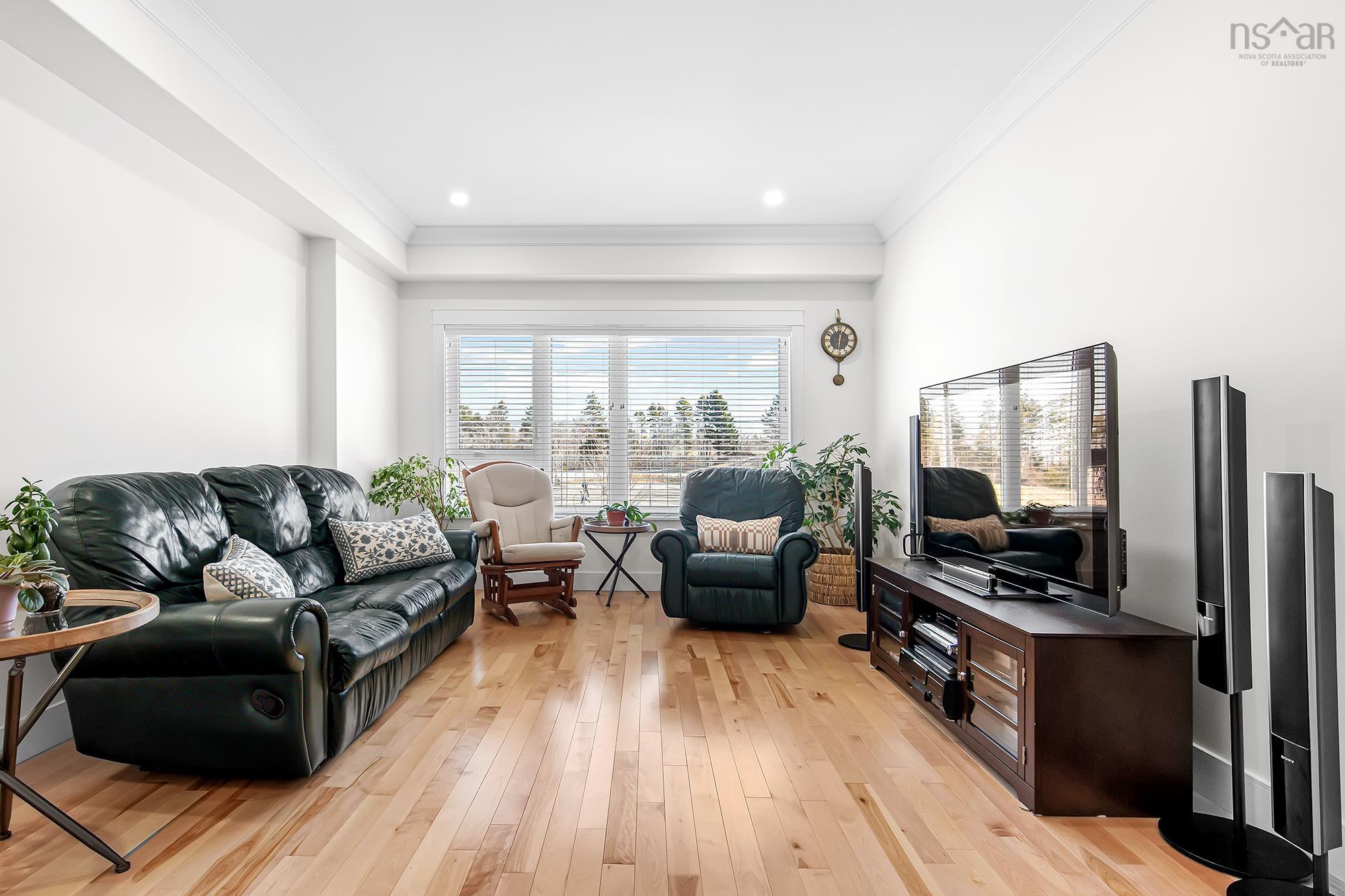 Thumbnail image for 84 Eliza Ritchie Crescent MLS<sup>®</sup> 202605042