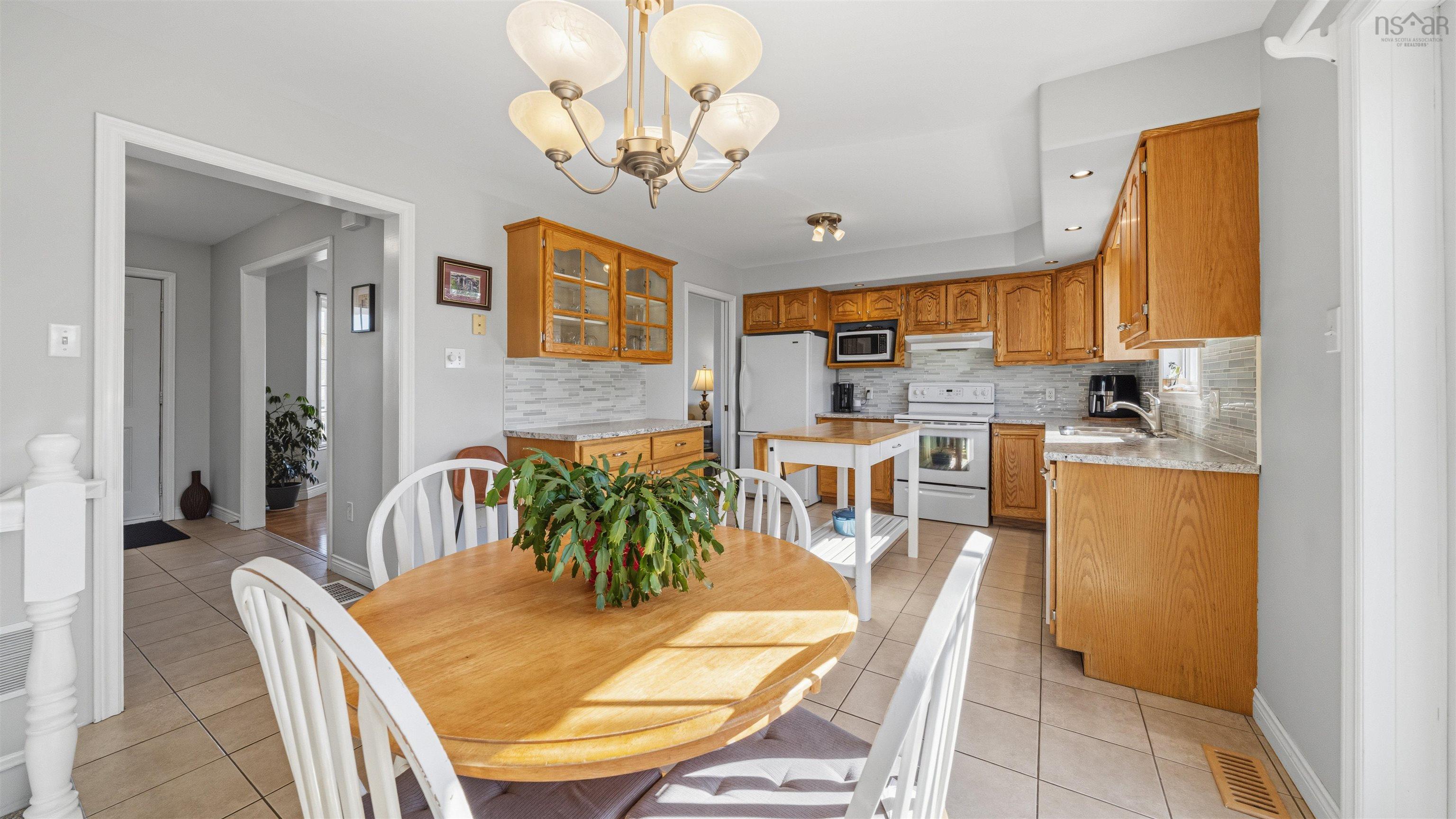 Thumbnail image for 15 Handspike Court MLS<sup>®</sup> 202605093