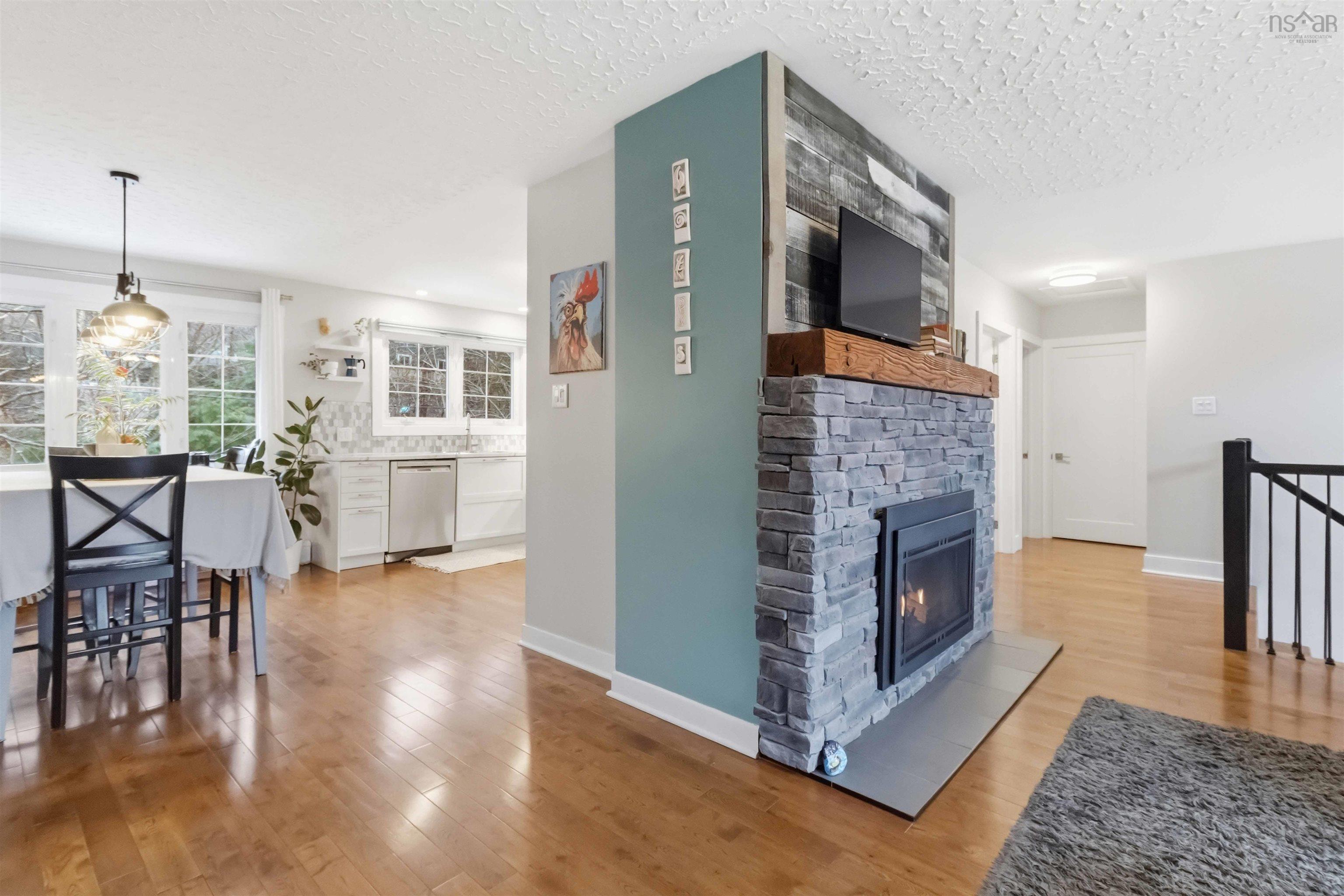 Thumbnail image for 78 GLENFOREST Drive MLS<sup>®</sup> 202605126