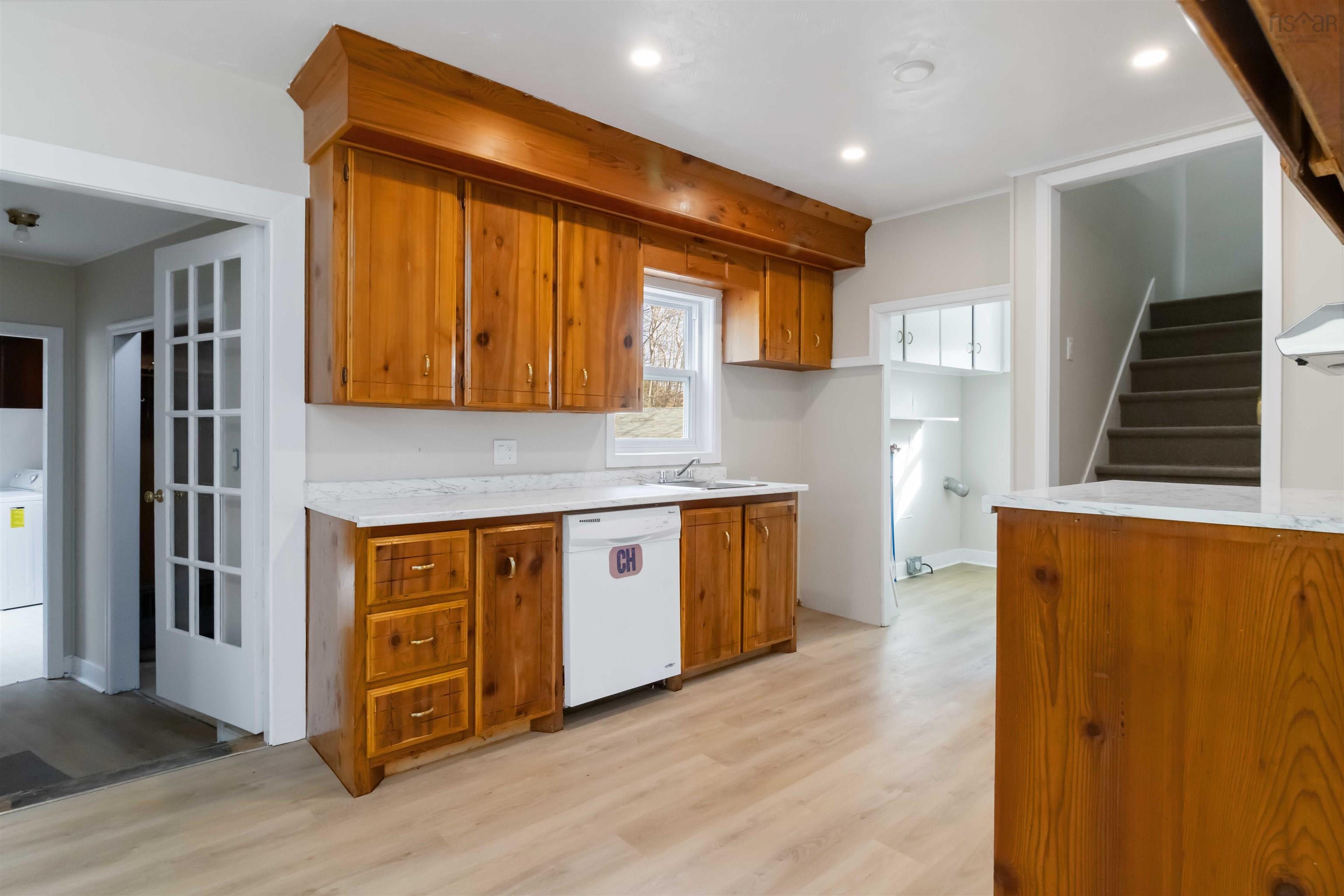 Thumbnail image for 21 Forest Hill Drive MLS<sup>®</sup> 202605151