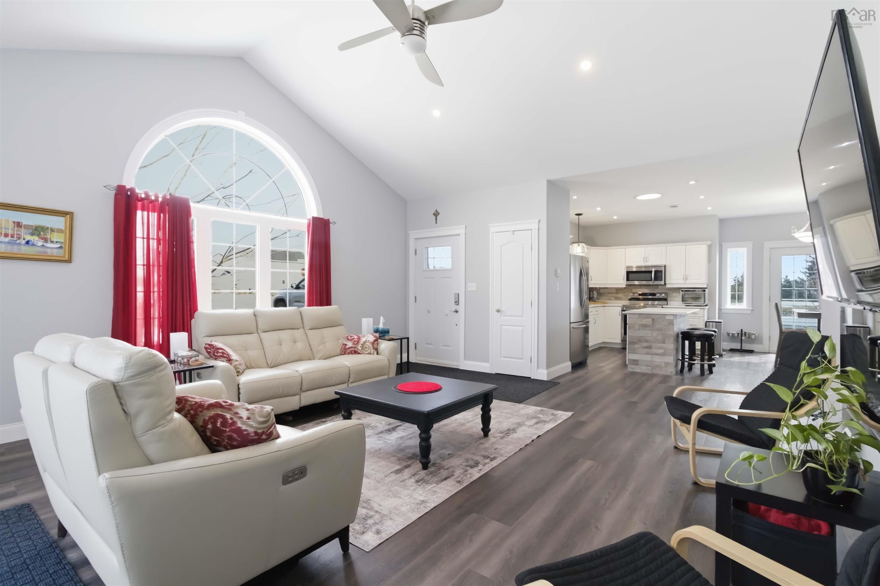 Thumbnail image for 172 Stargazer Drive MLS<sup>®</sup> 202605190