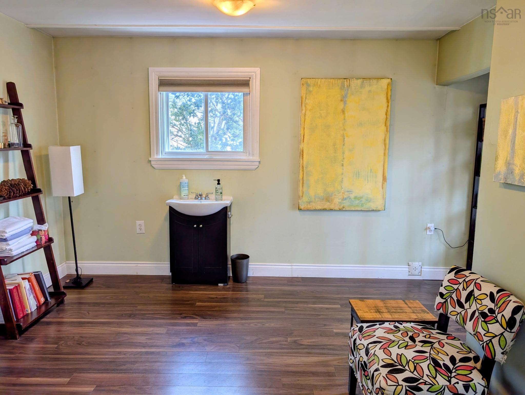 Thumbnail image for 50 Pleasant Street MLS<sup>®</sup> 202605245