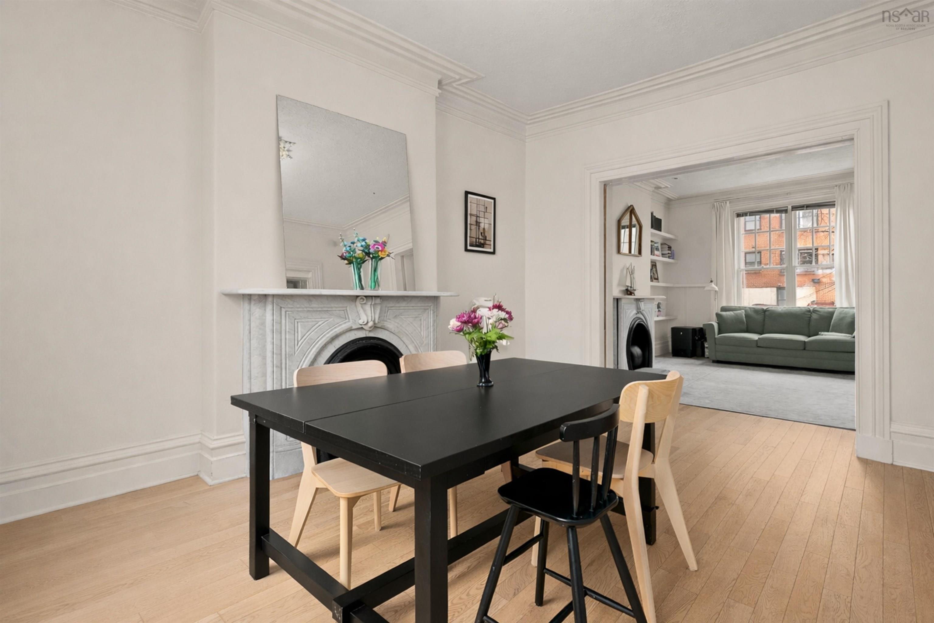 Thumbnail image for 1154 – 1156 Queen Street MLS<sup>®</sup> 202605326