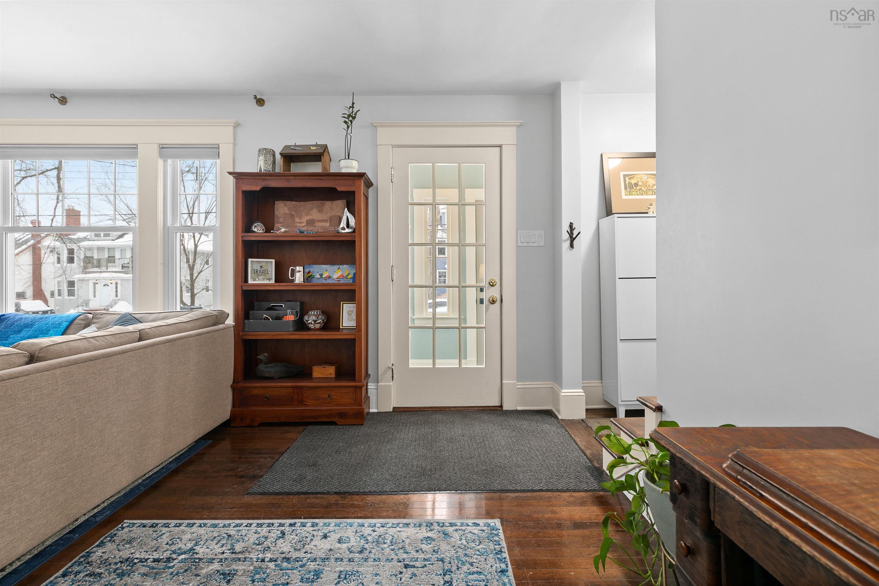 Thumbnail image for 1777 Cambridge Street MLS<sup>®</sup> 202605402