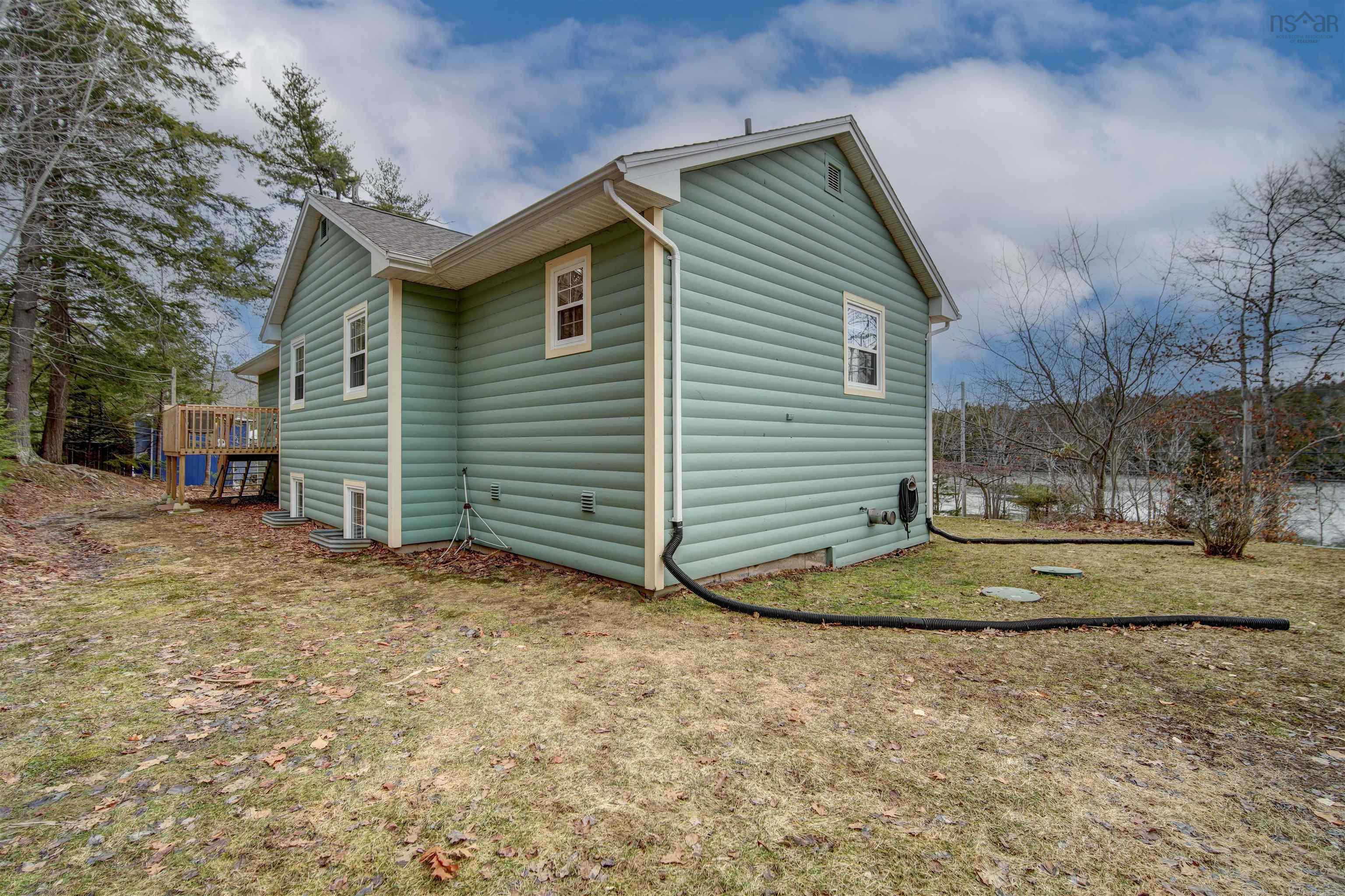 Thumbnail image for 4038 Highway 2 MLS<sup>®</sup> 202605484