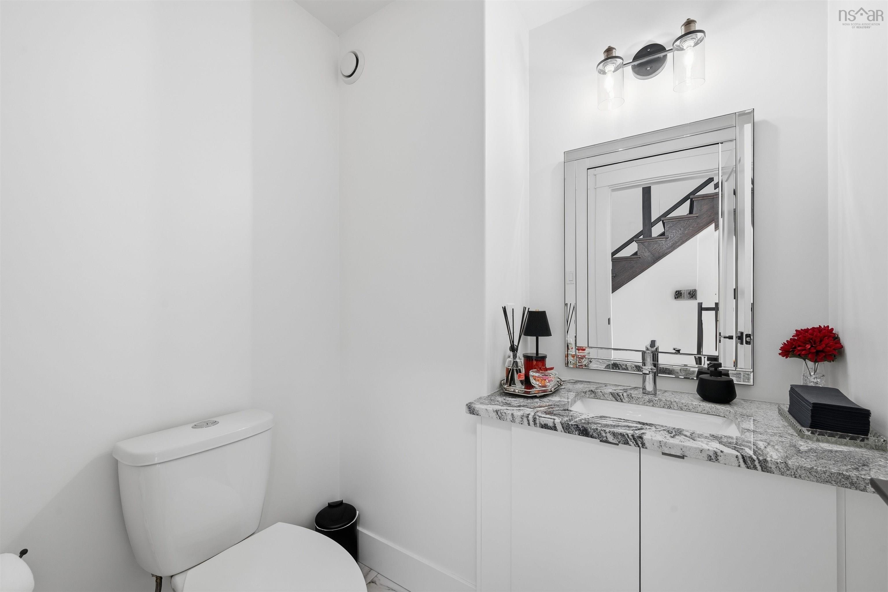 Thumbnail image for 404 Starboard Drive MLS<sup>®</sup> 202605509