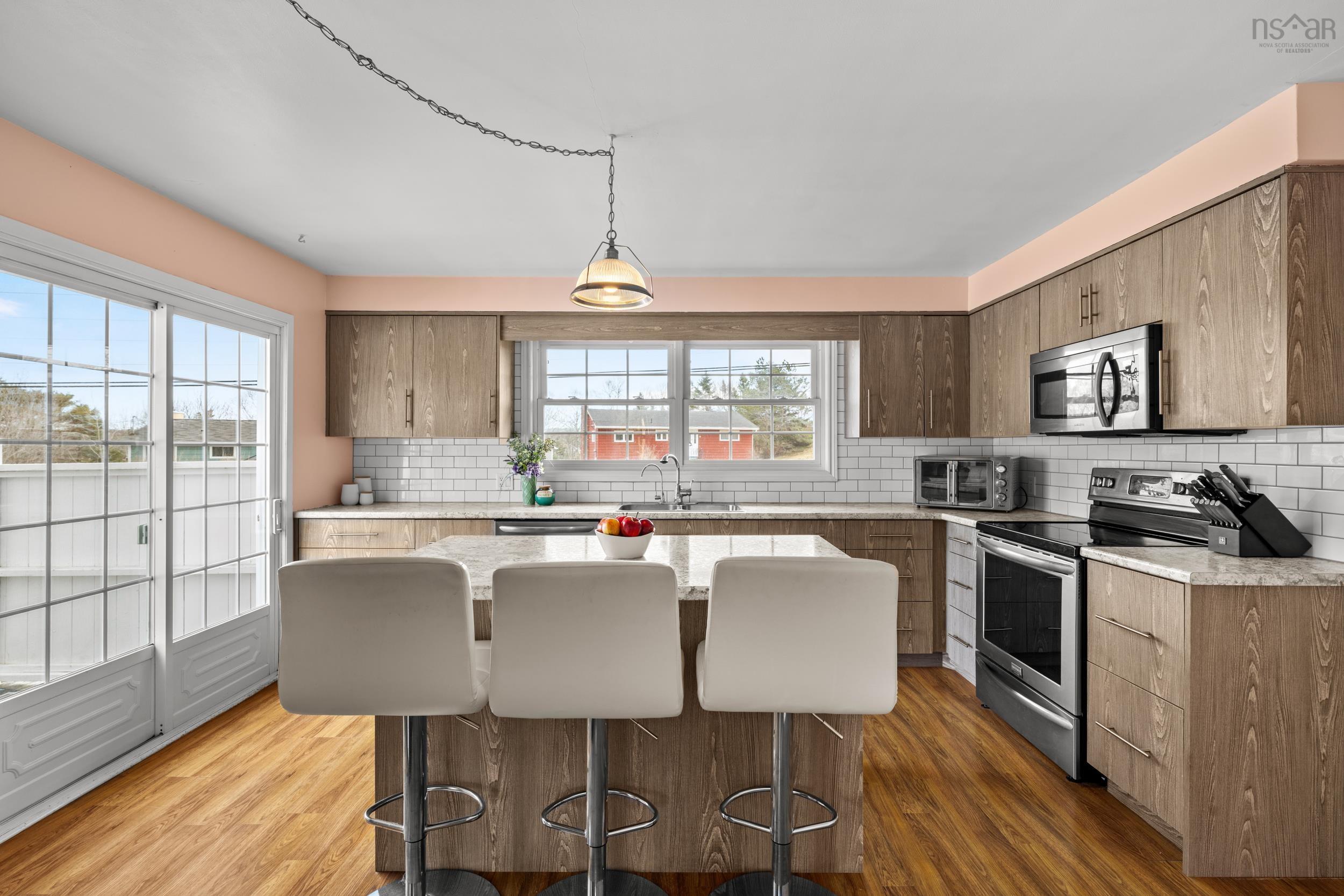 Thumbnail image for 31 Elaine Avenue MLS<sup>®</sup> 202605524