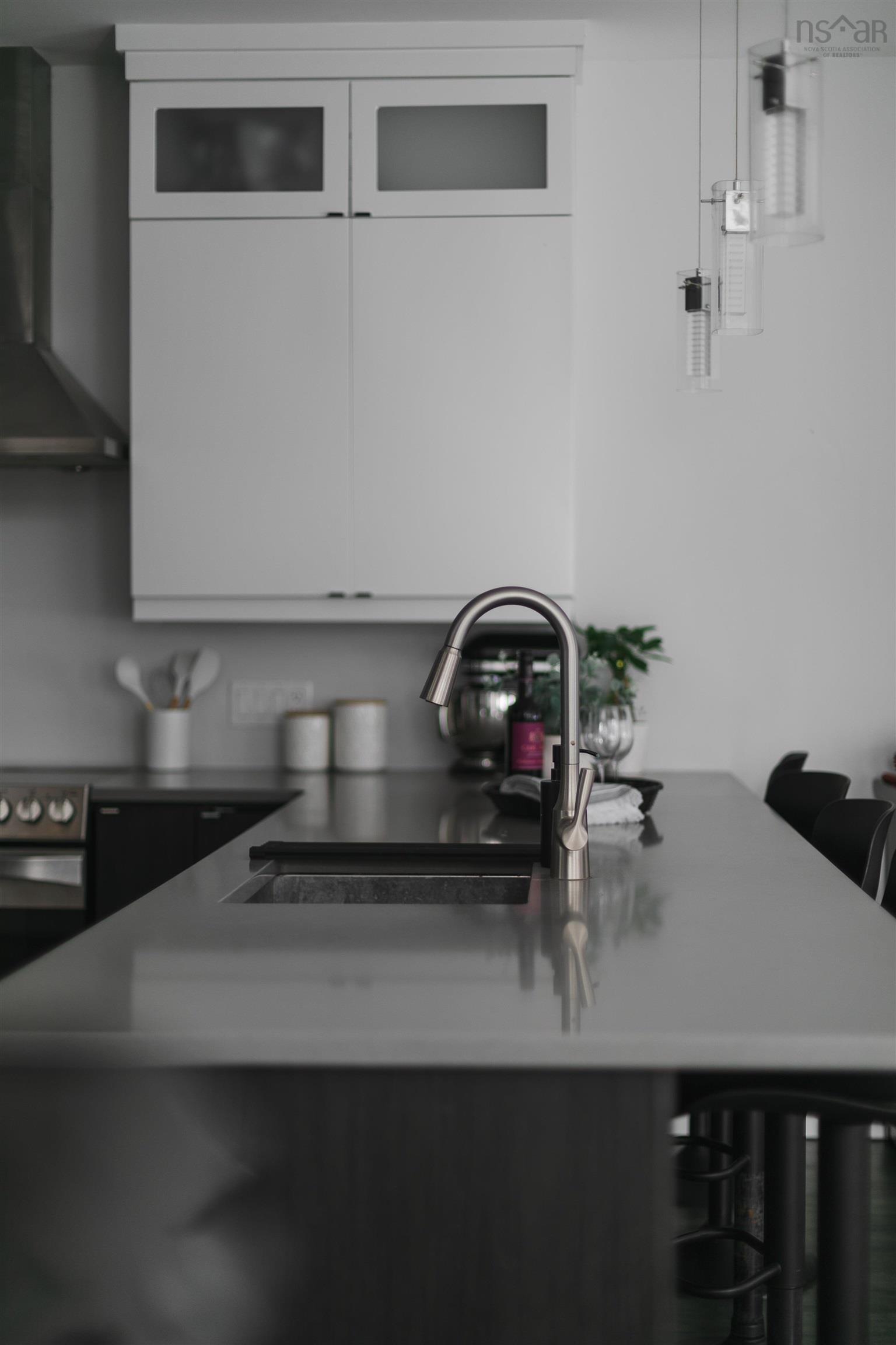 Thumbnail image for 3669 Basinview Drive MLS<sup>®</sup> 202605544