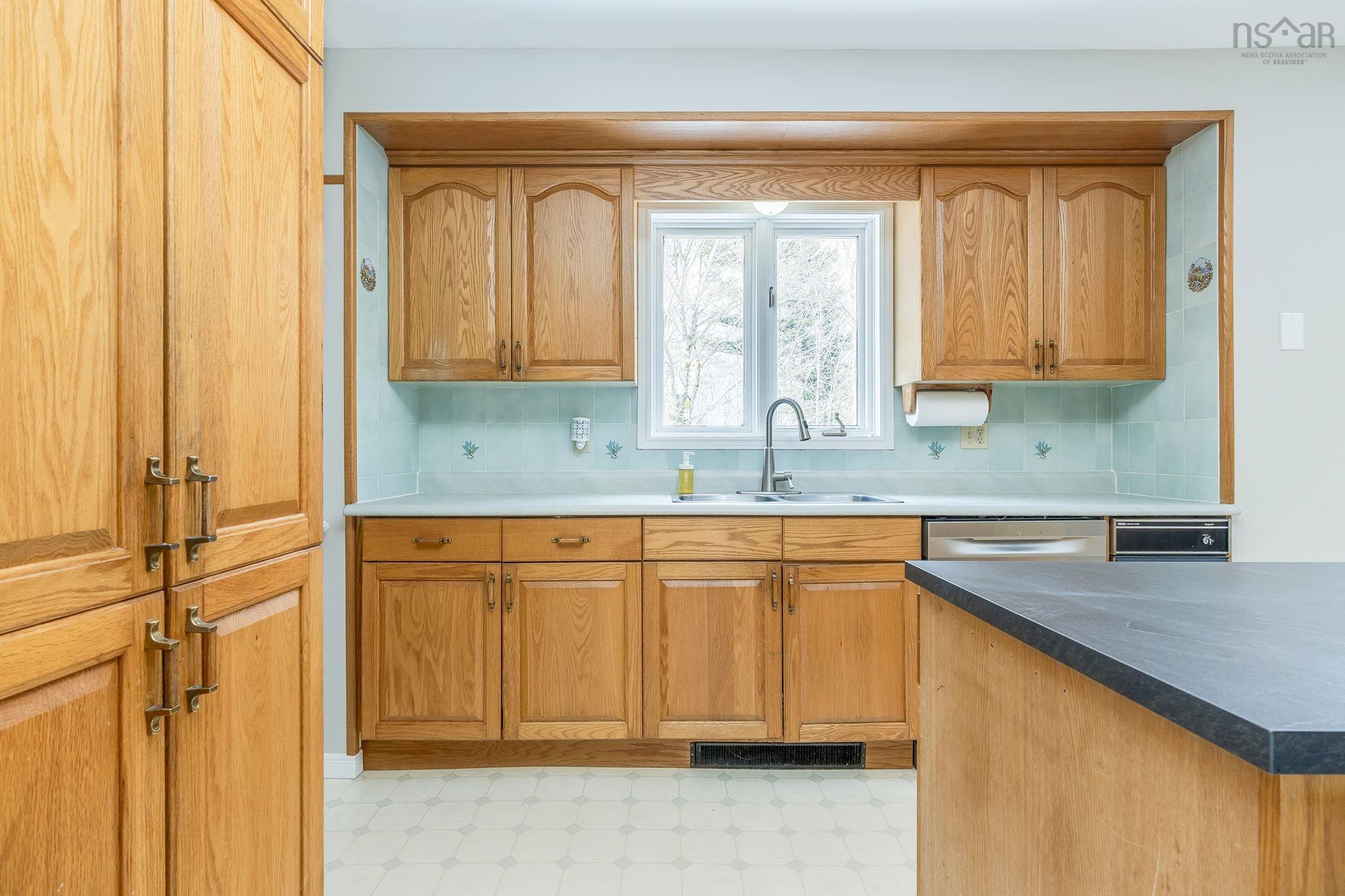 Thumbnail image for 23 Kuluna Court MLS<sup>®</sup> 202605559