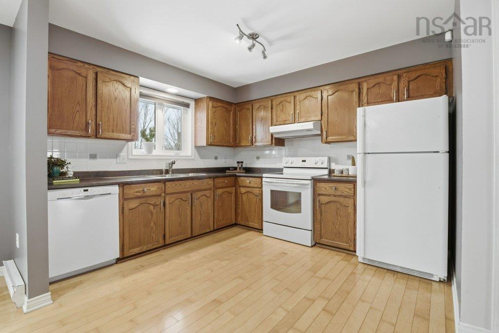 Thumbnail image for 56 Cassandra Drive MLS<sup>®</sup> 202605905