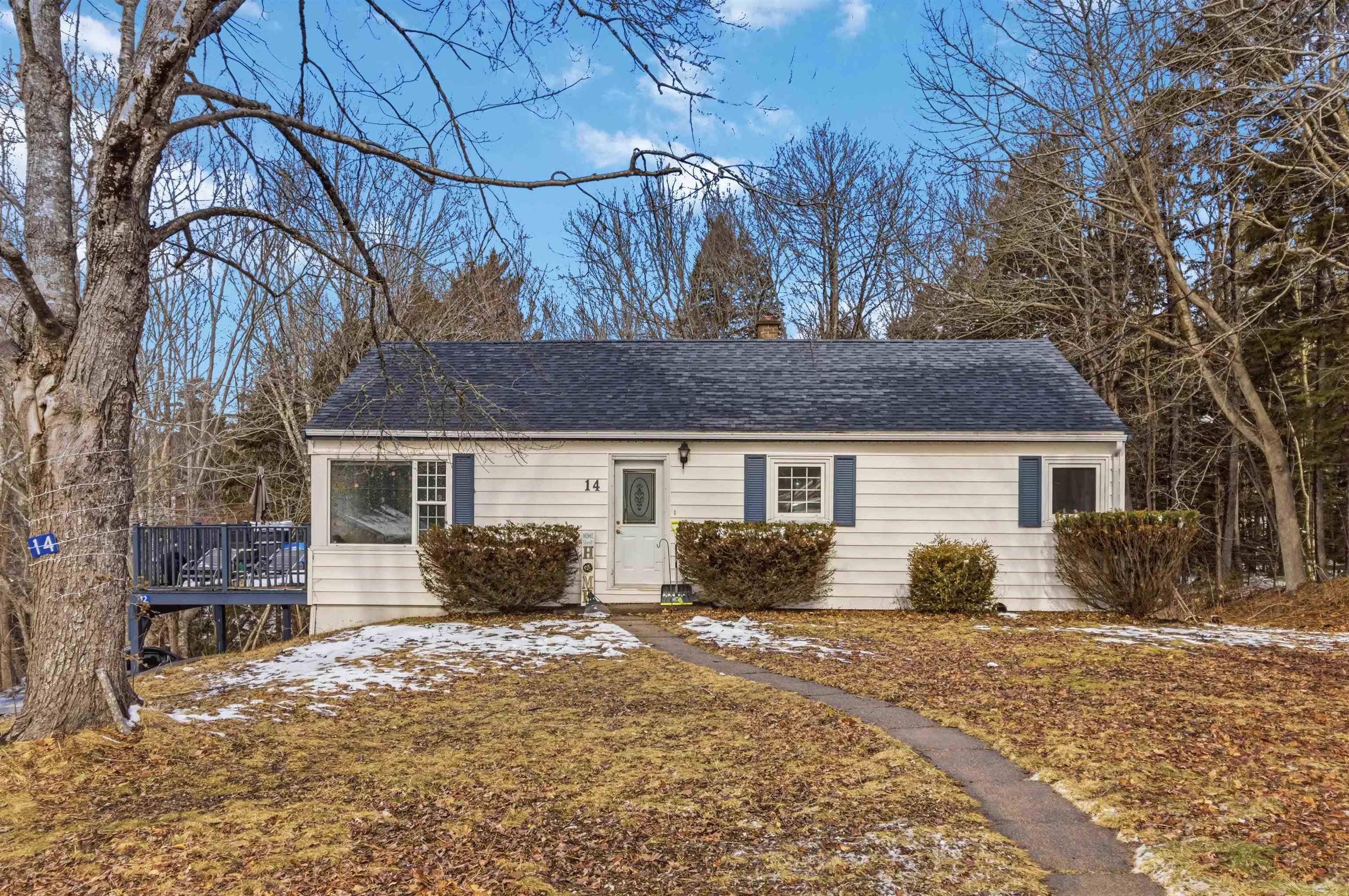 Thumbnail image for 12/14 Laurie Street MLS<sup>®</sup> 202605980