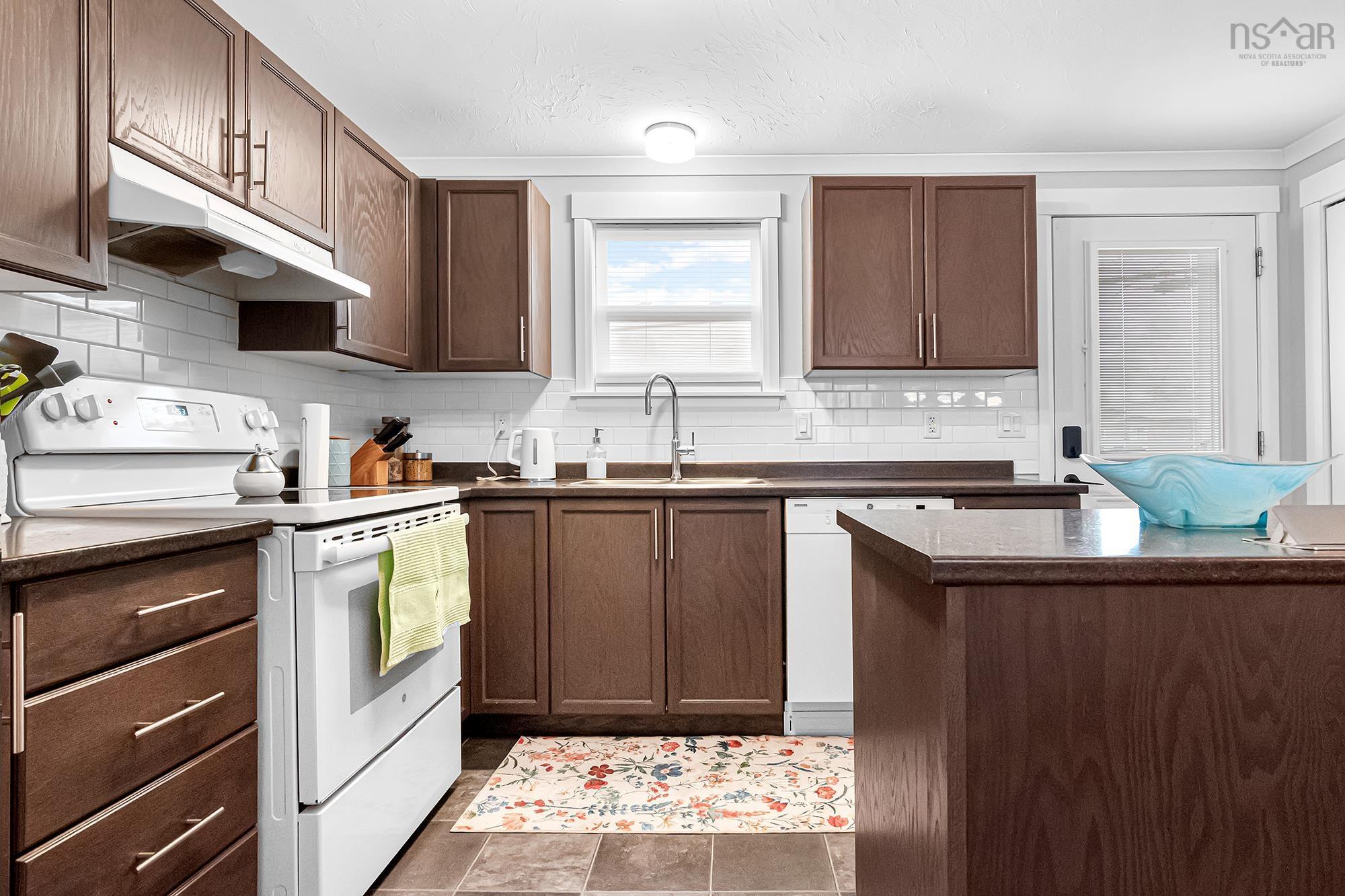 View image 11