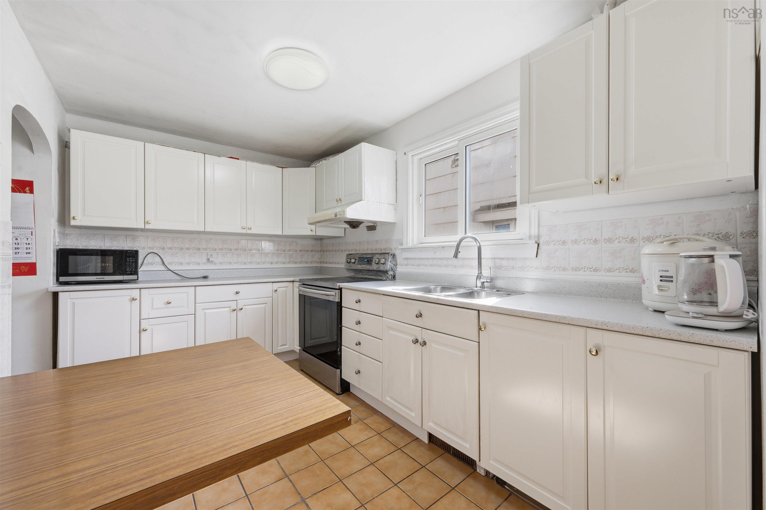 View image 11