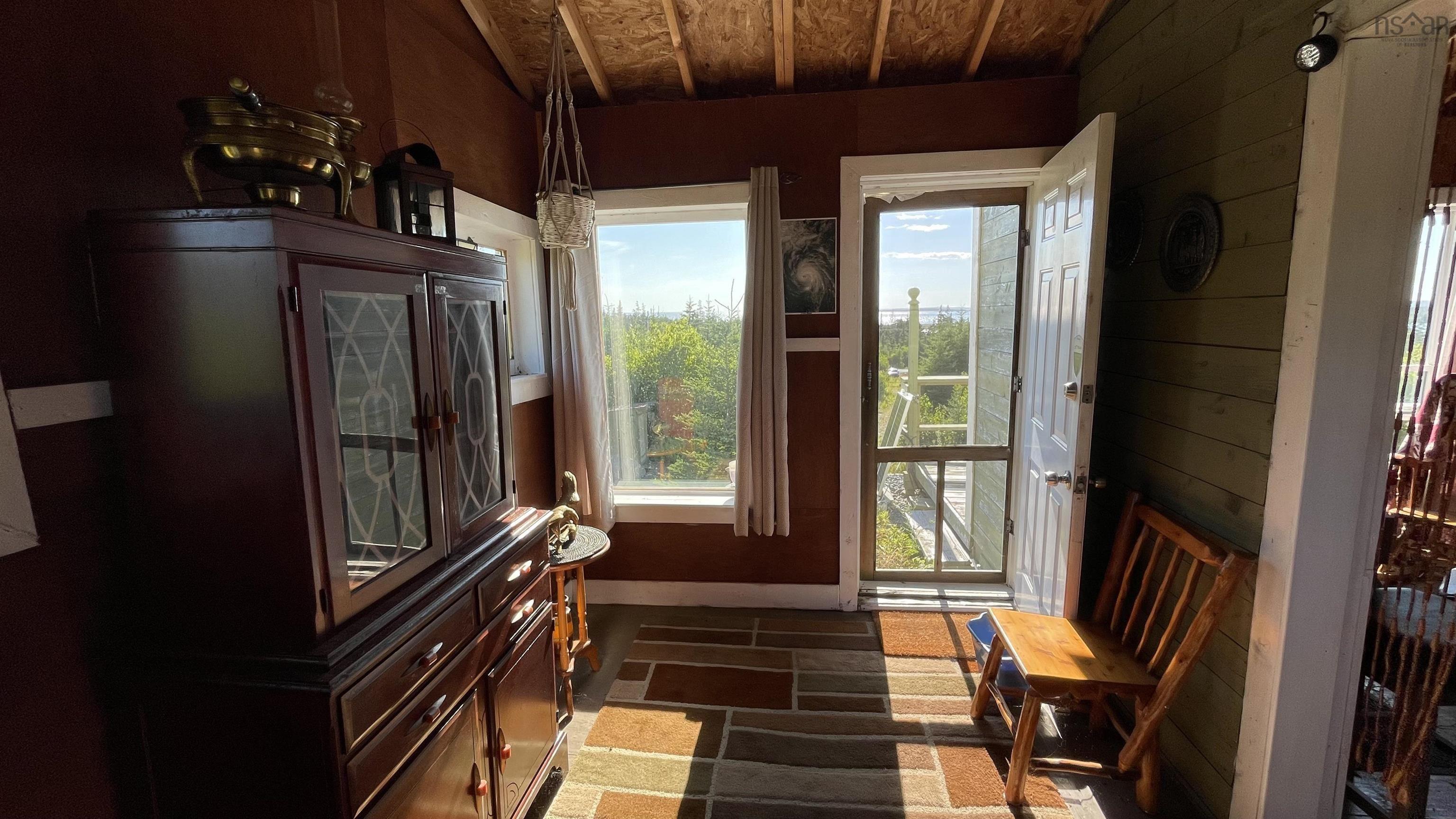 View image 18