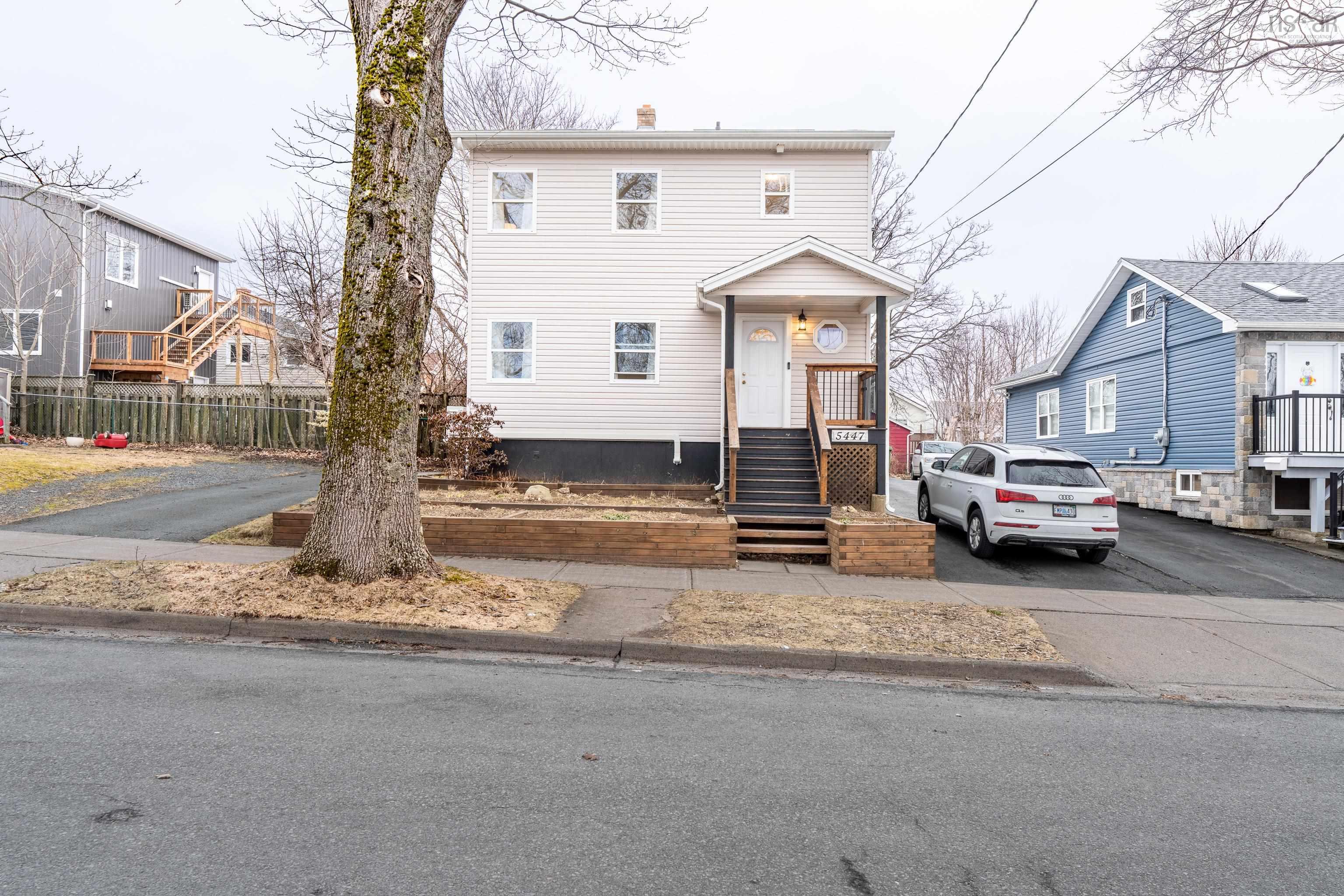 View image 33