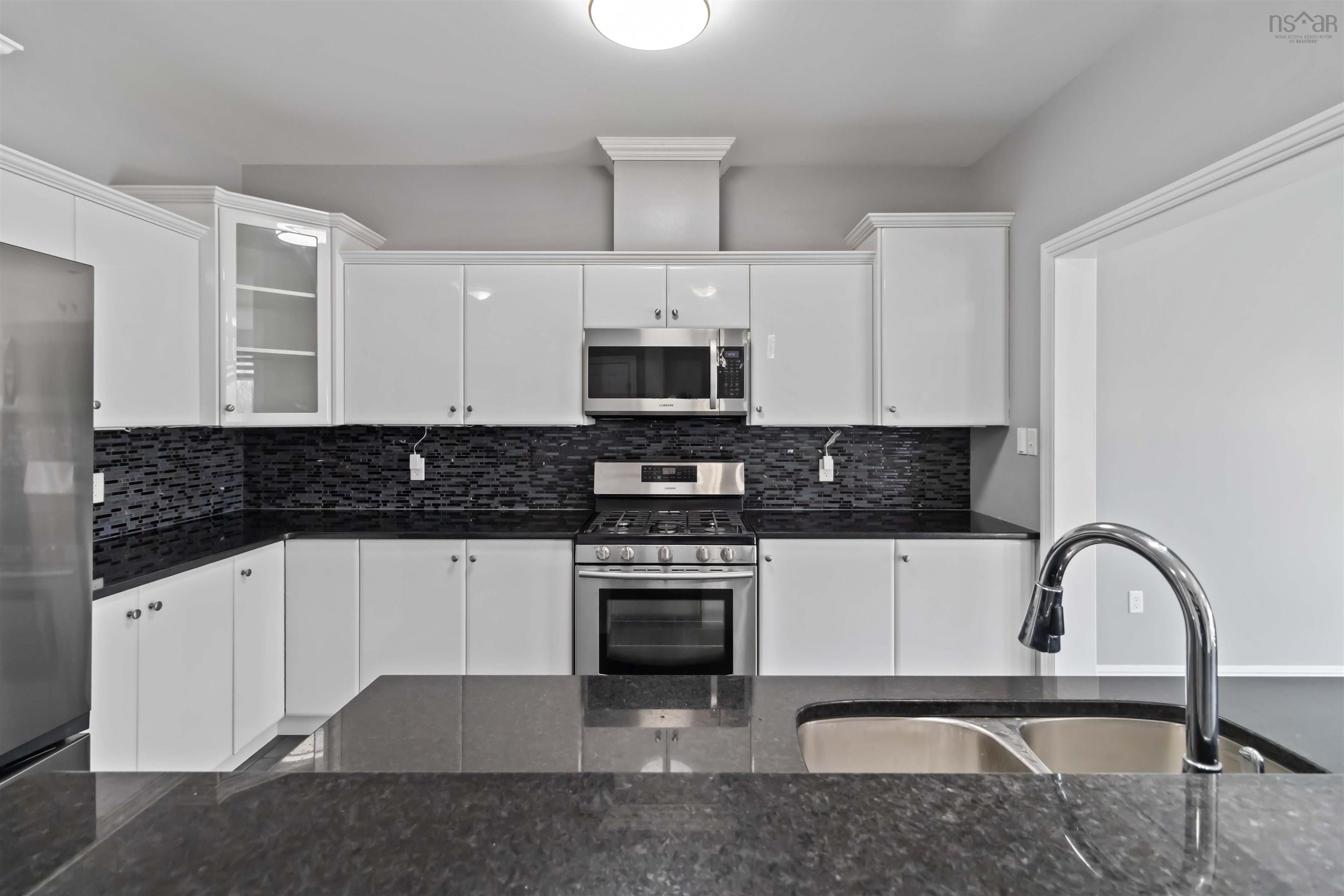 View image 12