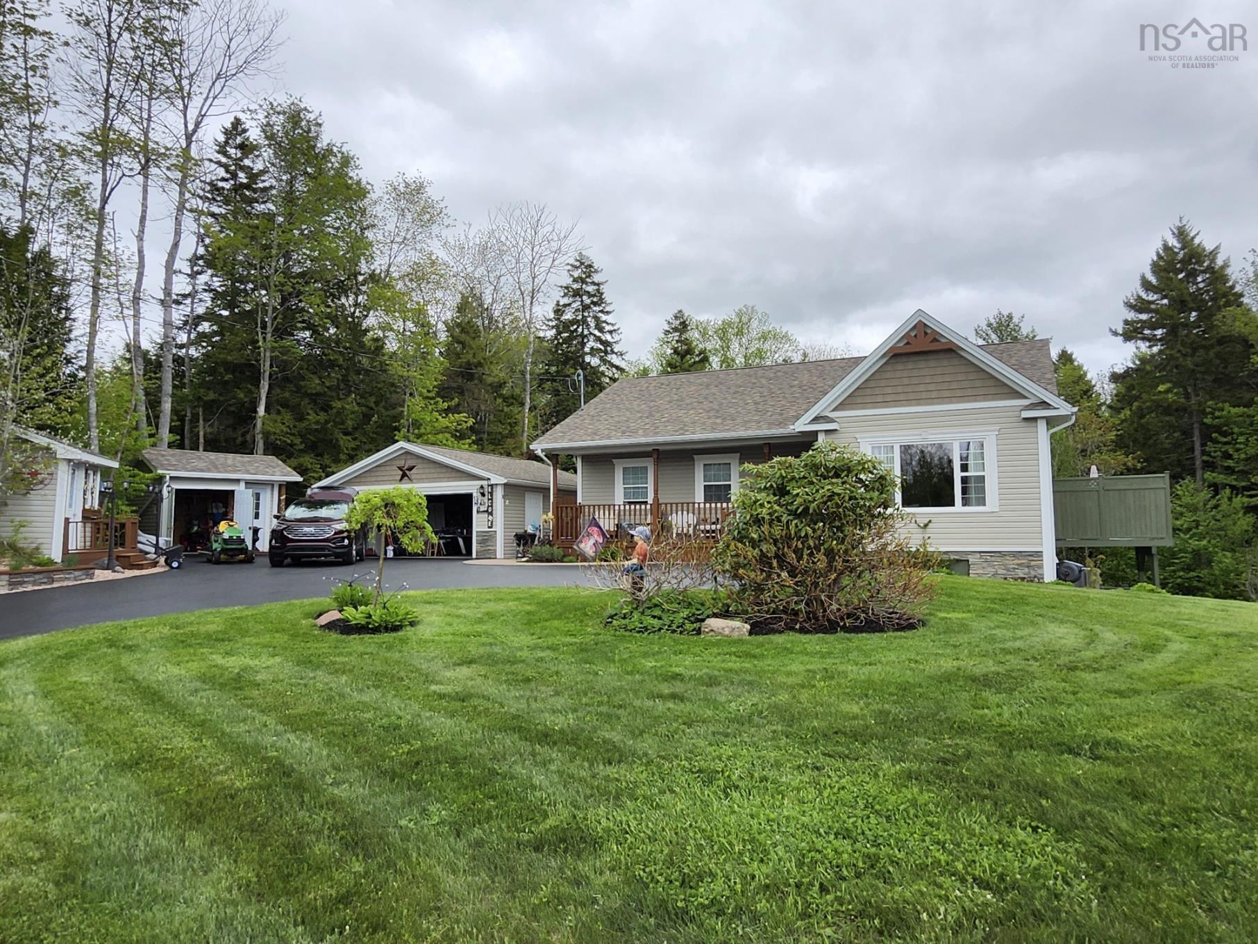 Thumbnail image for 377 Laurel Ridge Drive MLS<sup>®</sup> 202606346