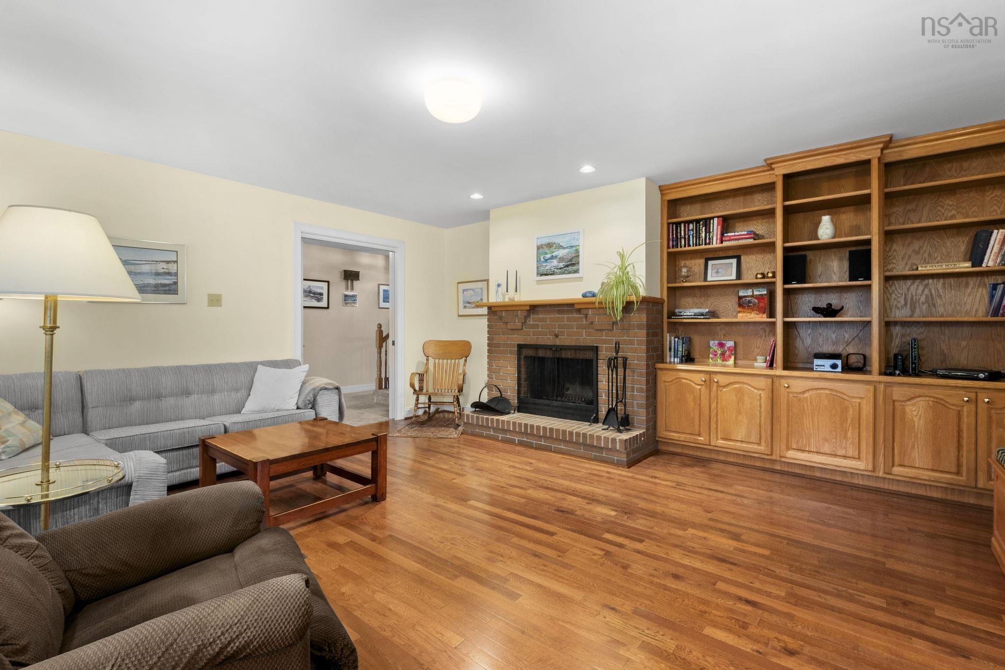 View image 8