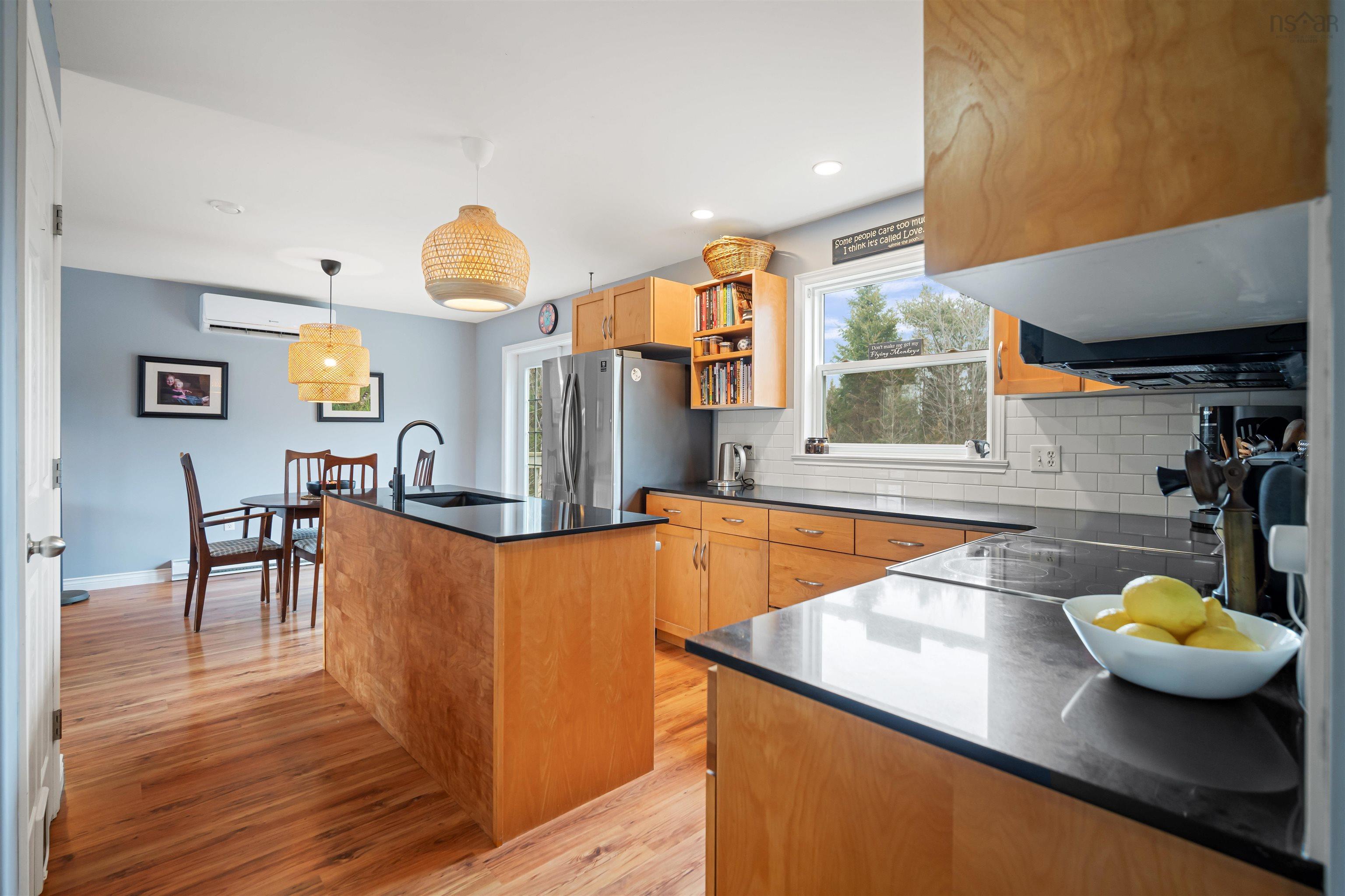 View image 17