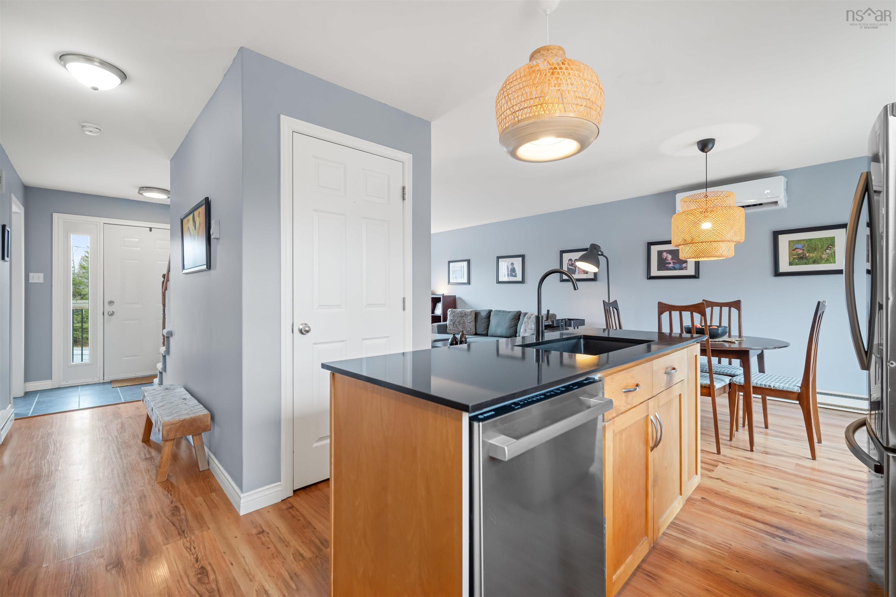 View image 19