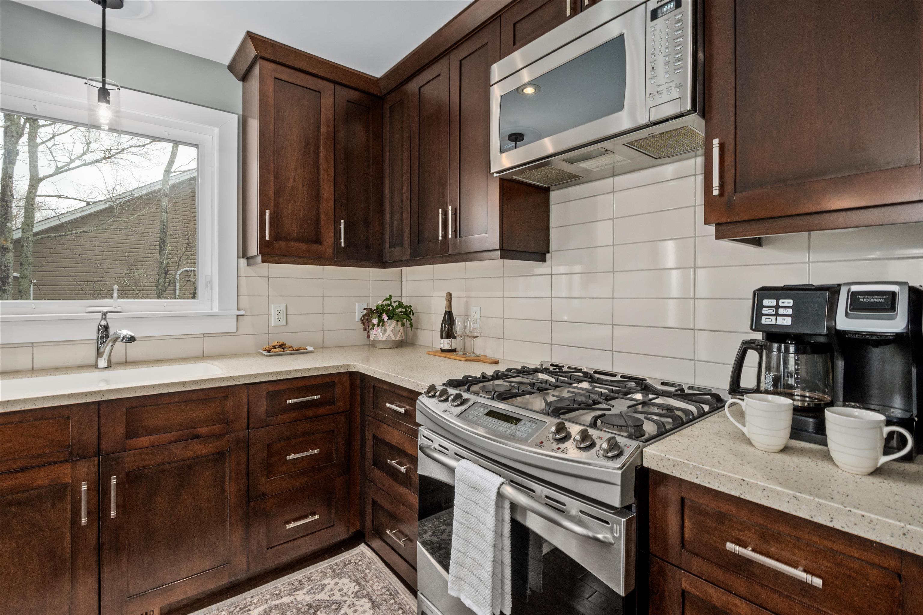 View image 11