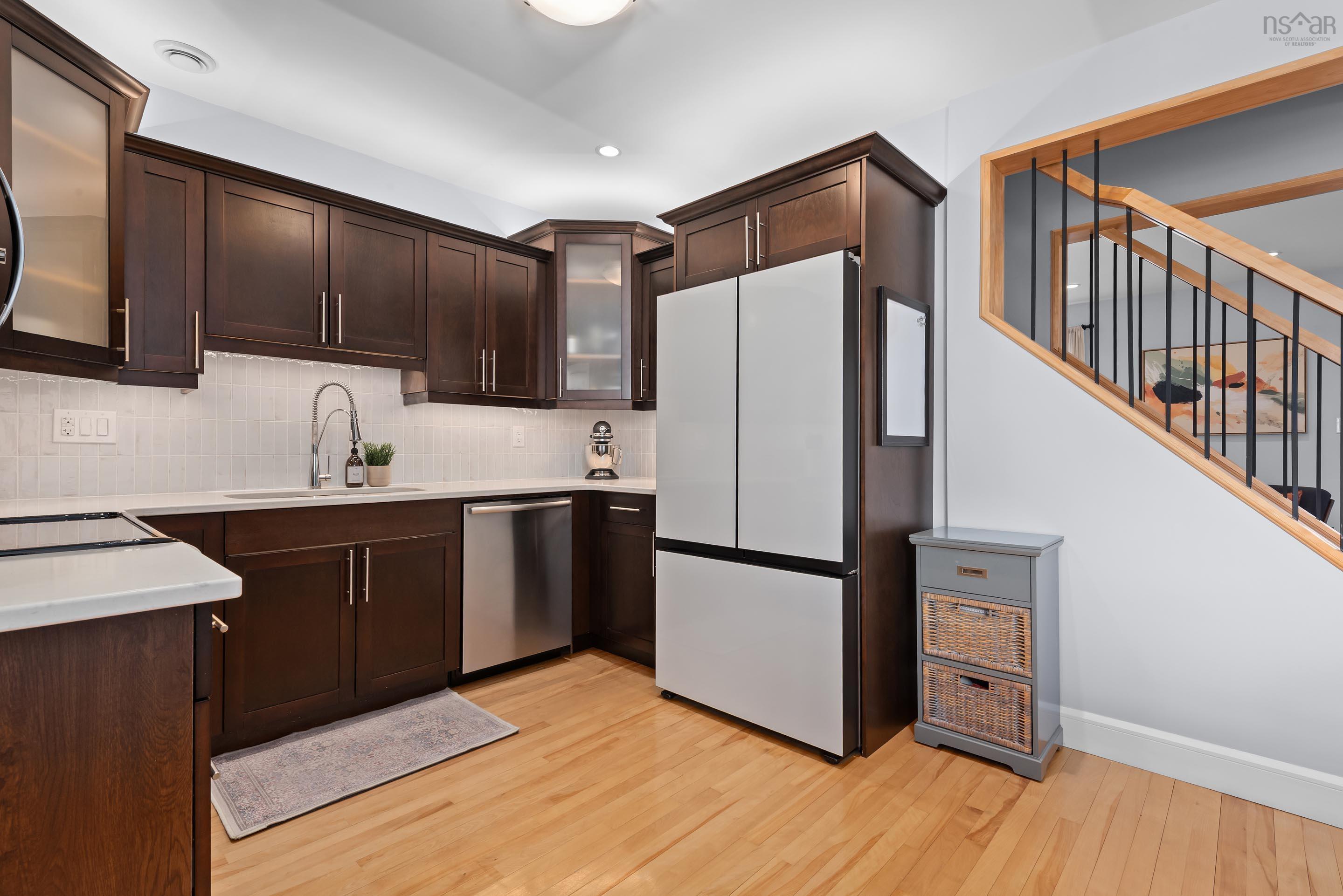 View image 11