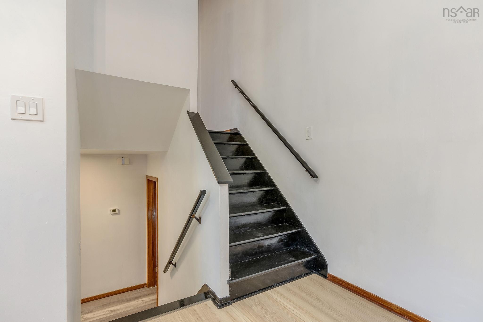 View image 10